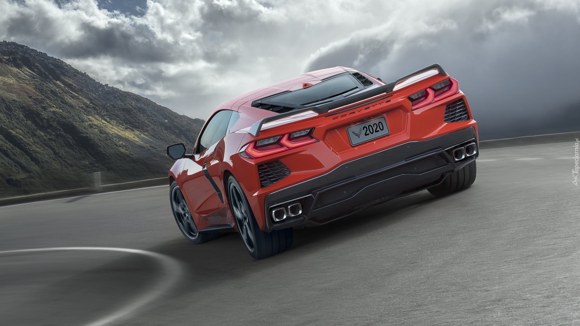 Chevrolet Corvette C8, Stingray, Góry