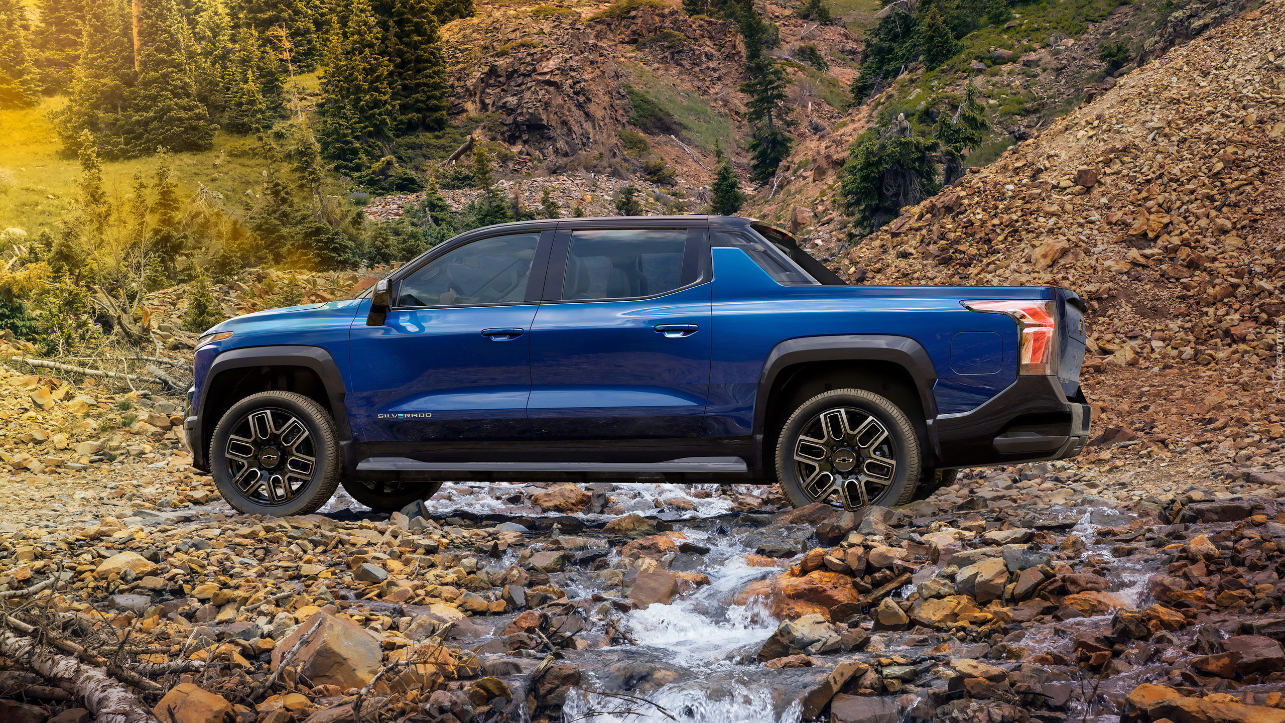 Chevrolet Silverado EV, Niebieski