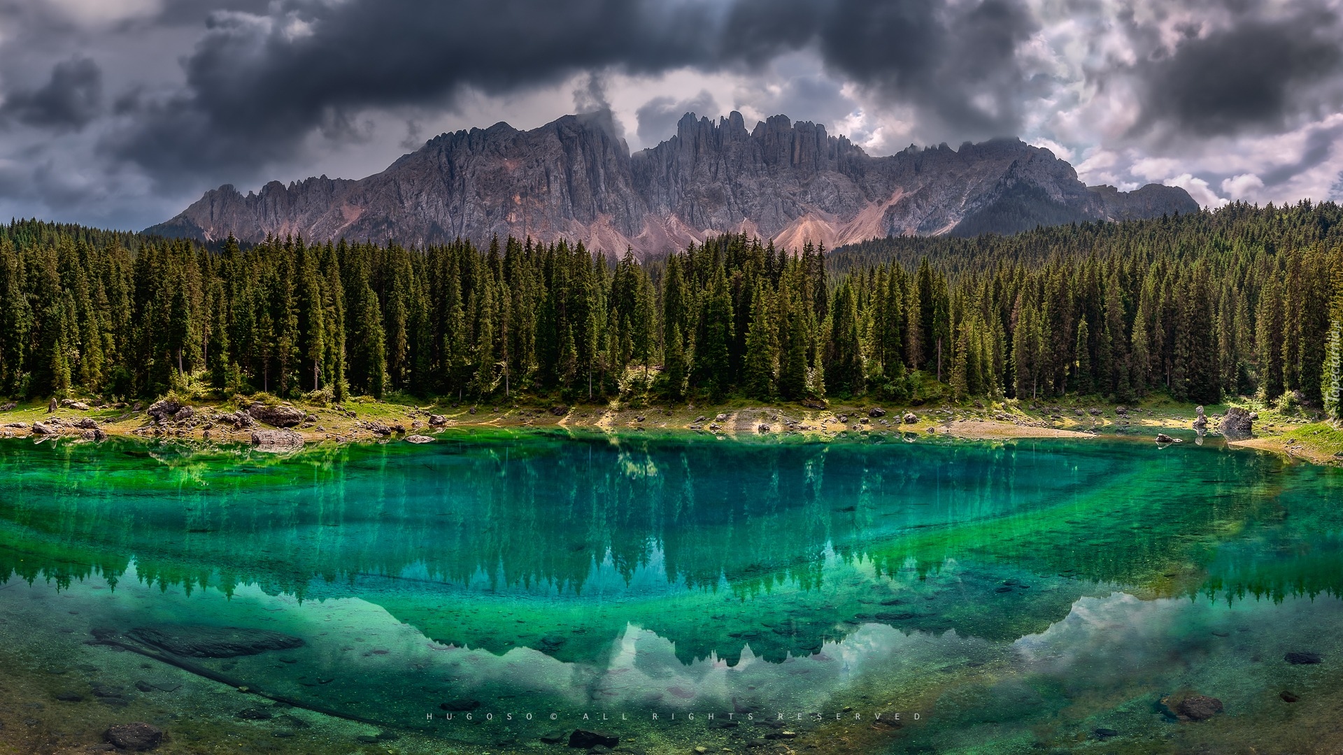 Włochy, Góry, Dolomity, Jezioro, Lago di Carezza, Karersee, Chmury, Drzewa