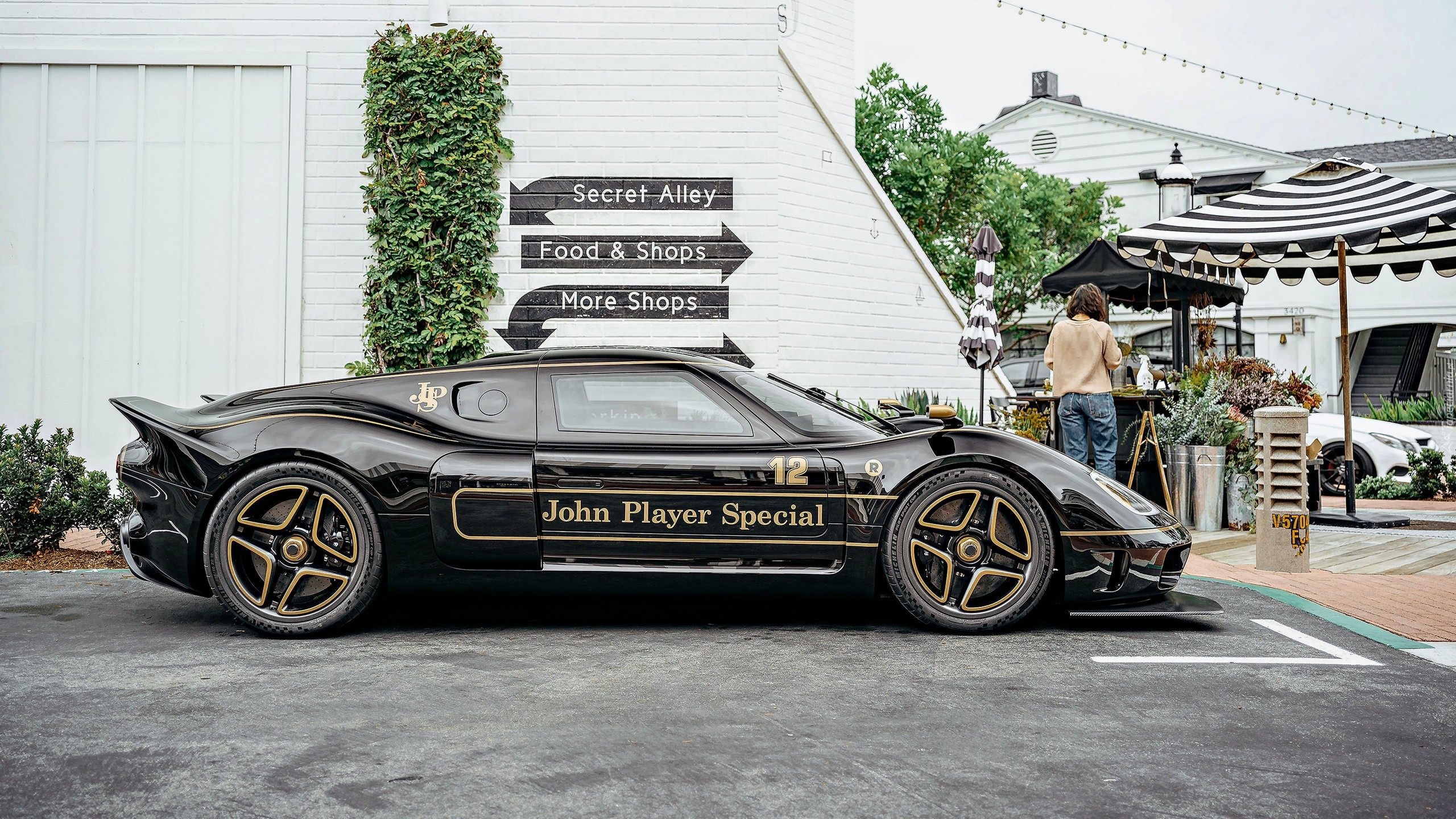 Czarno-złoty, Lotus Radford Type 62-2 John Player Special