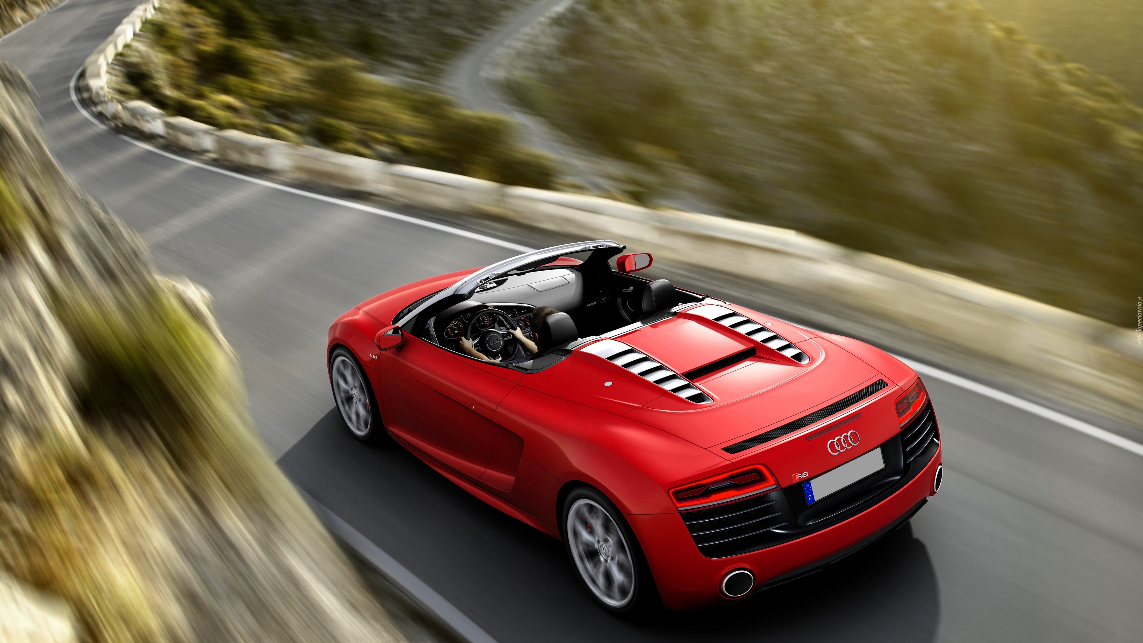 Audi R8, Cabrio, Droga