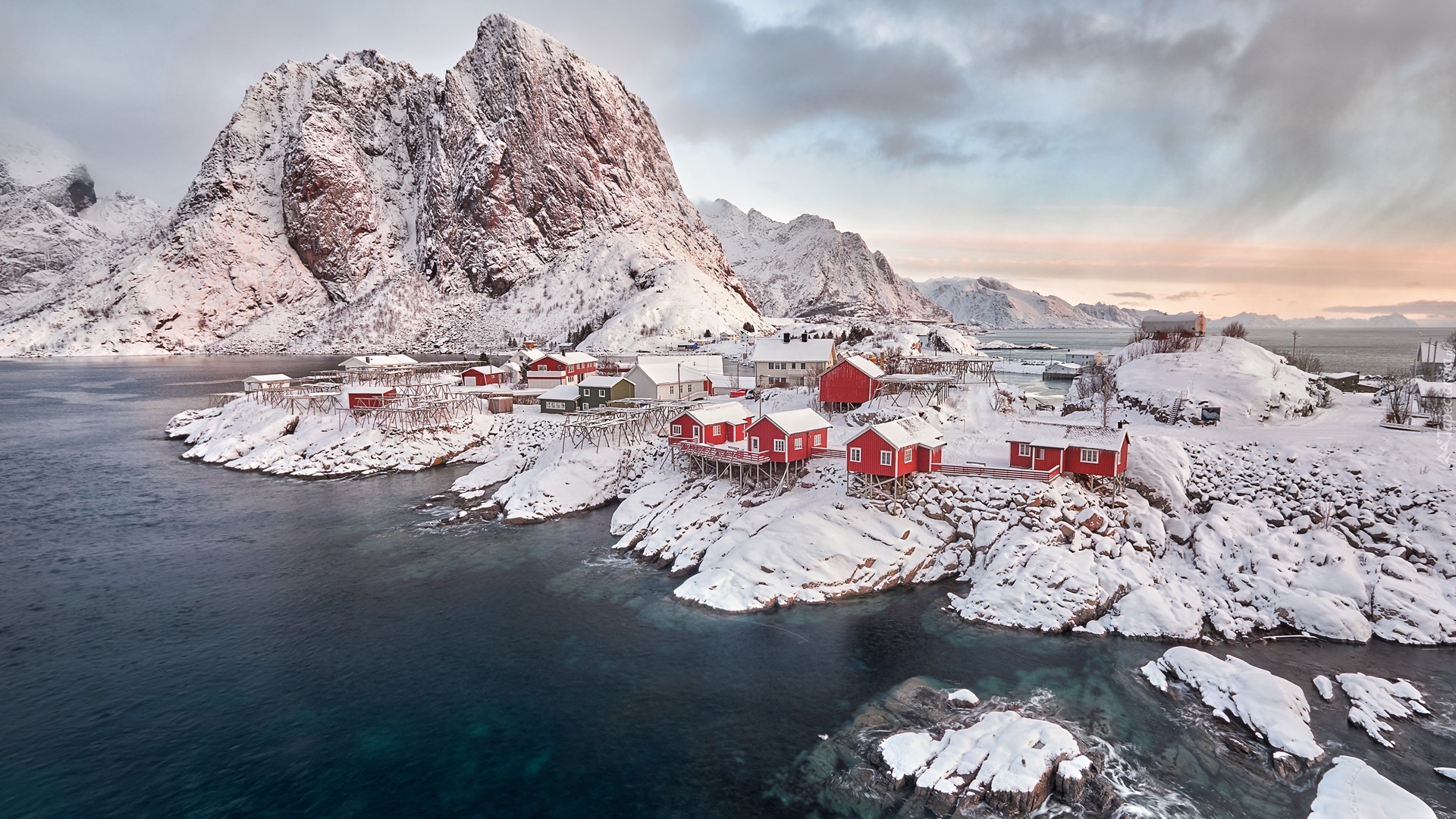 Norwegia, Lofoty, Chmury, Domy, Góry, Zima