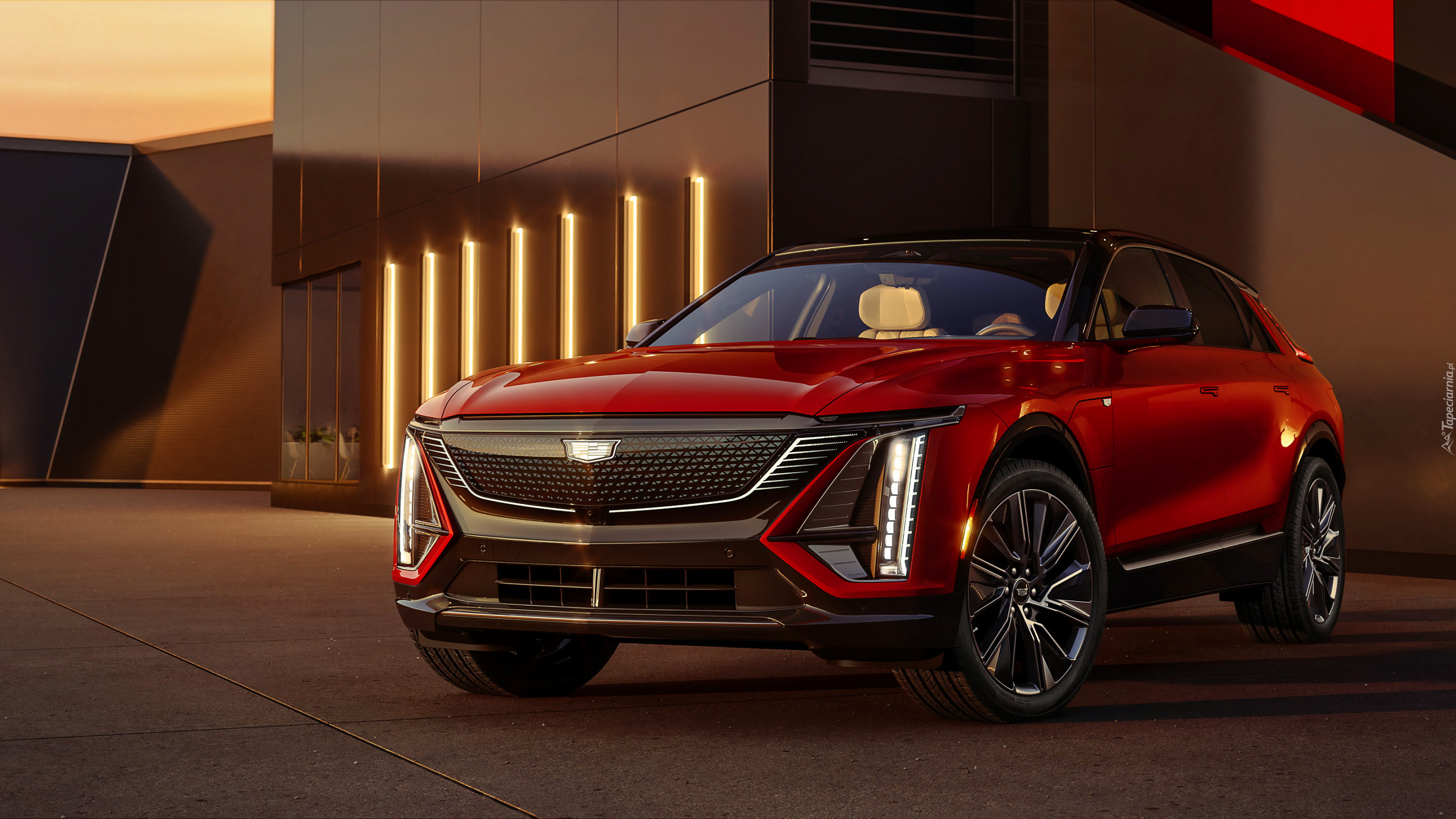 Czerwony, Cadillac Lyriq, Electric