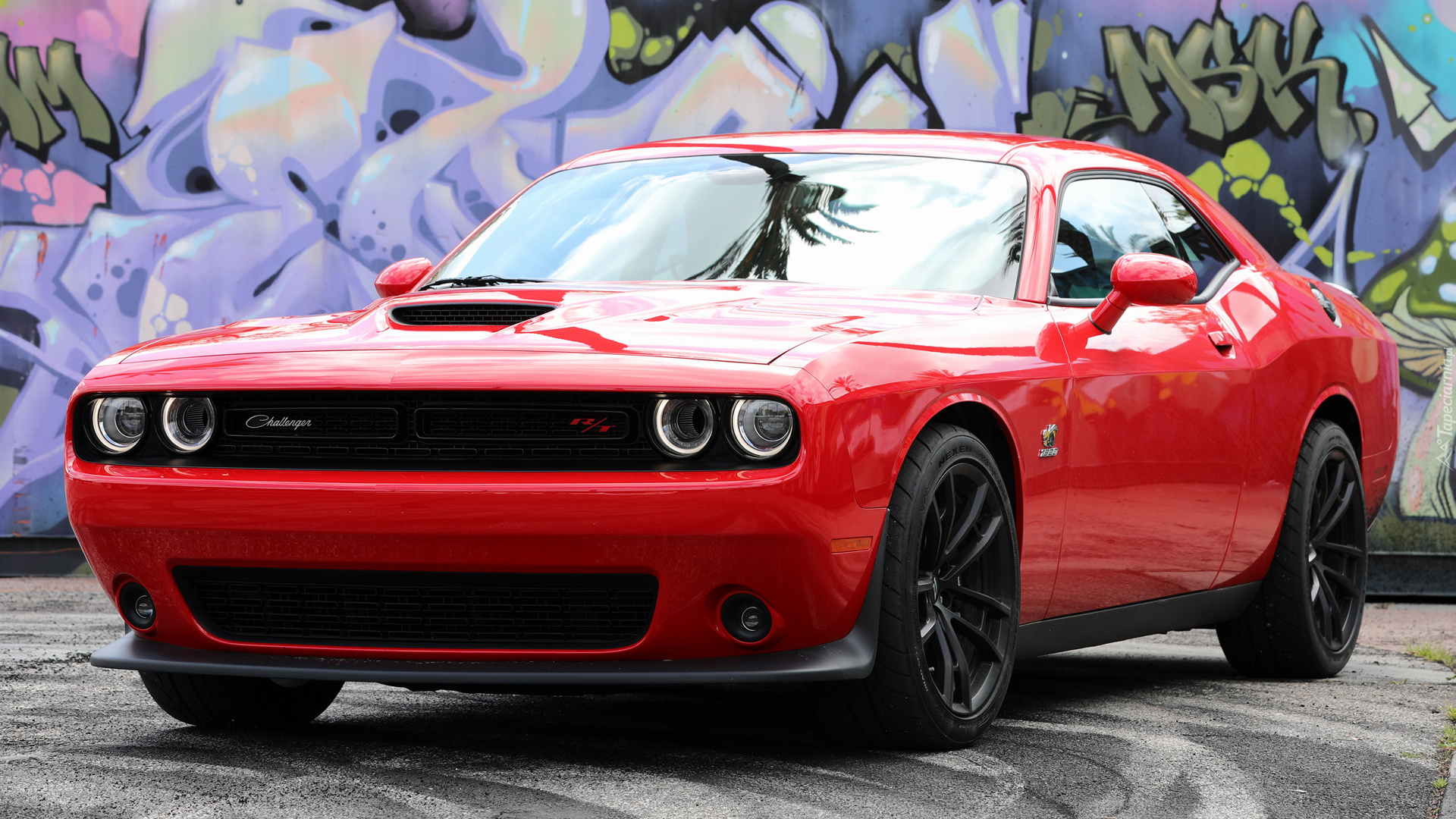 Czerwony, Dodge Challenger R/T