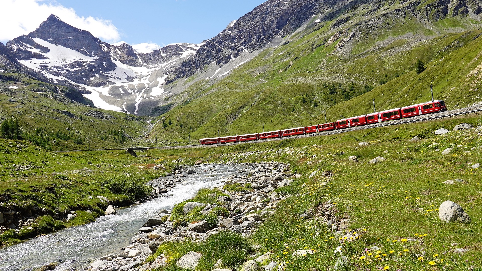 Pociąg, Bernina Express, Góry, Alpy Engadyńskie, Rzeka, Dolina, Kanton Gryzonia, Szwajcaria