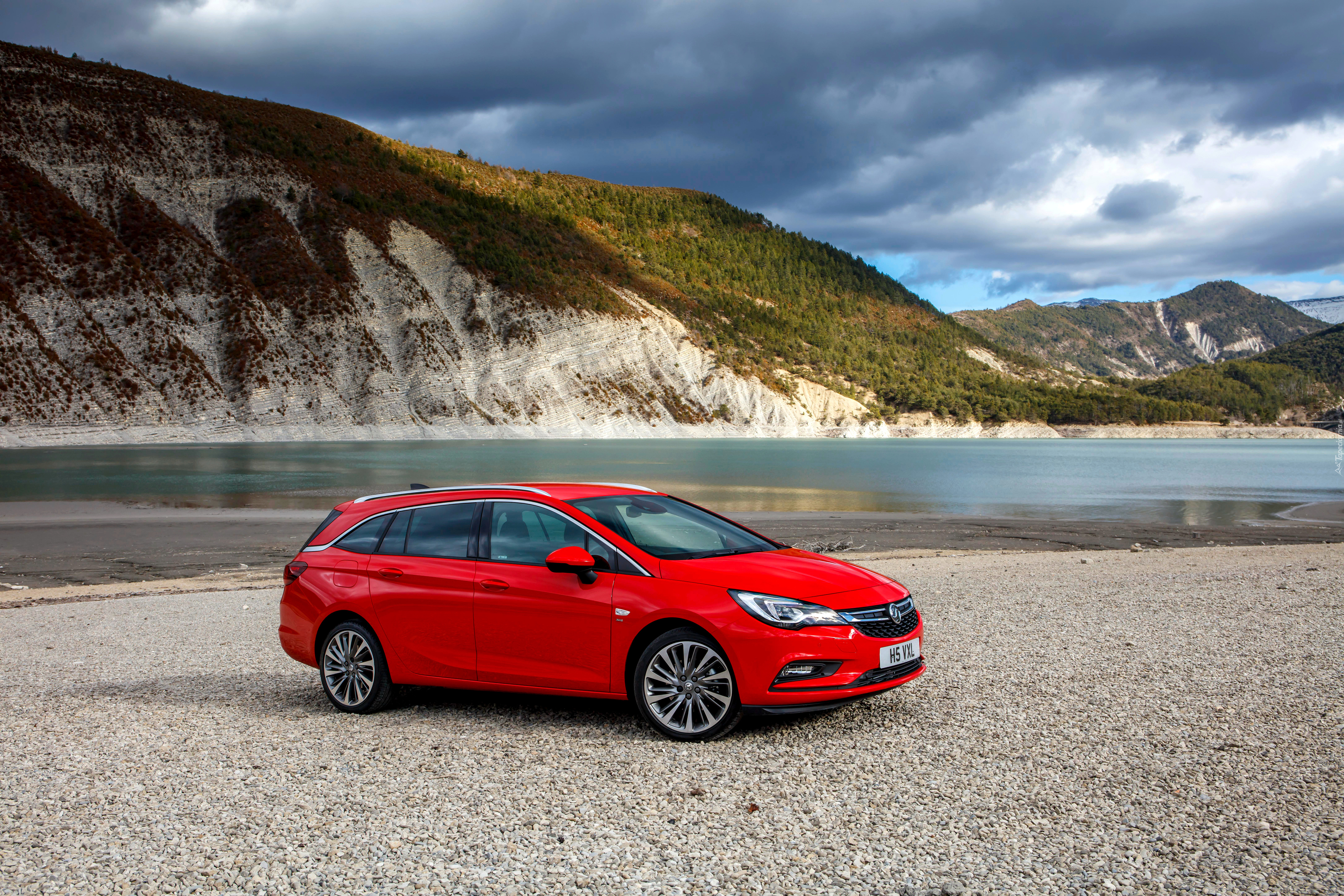 Czerwony, Vauxhall Astra Sports Tourer BiTurbo, 2016