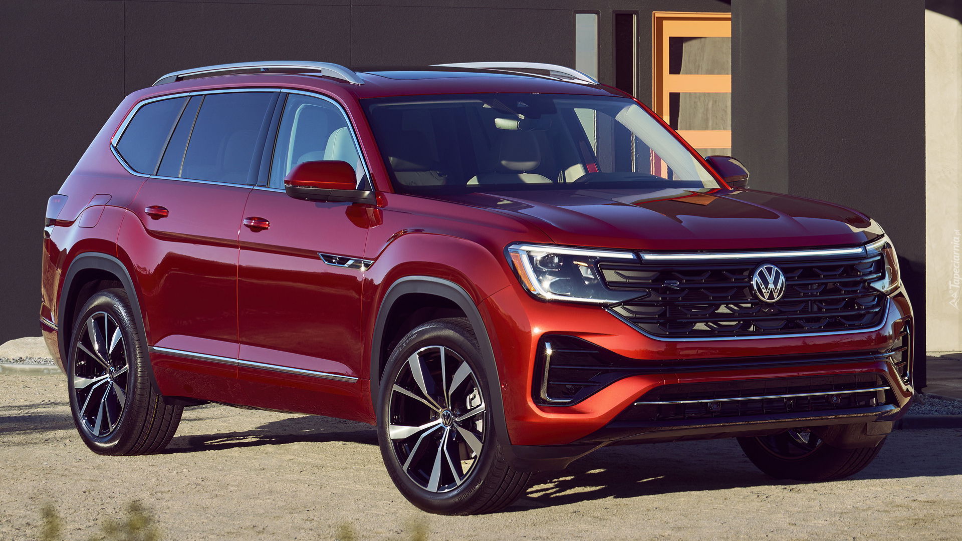 Czerwony, Volkswagen Atlas R