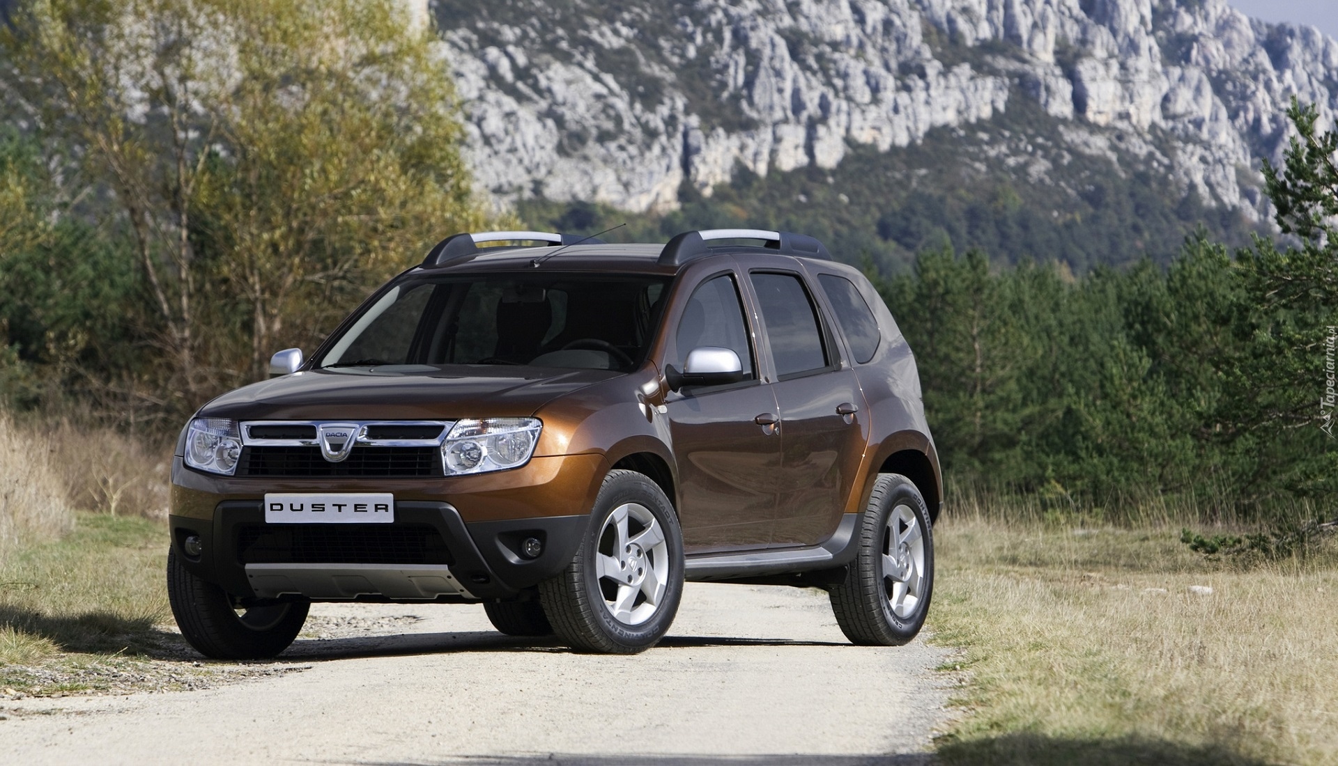 Dacia Duster I, Pierwsza, Generacja