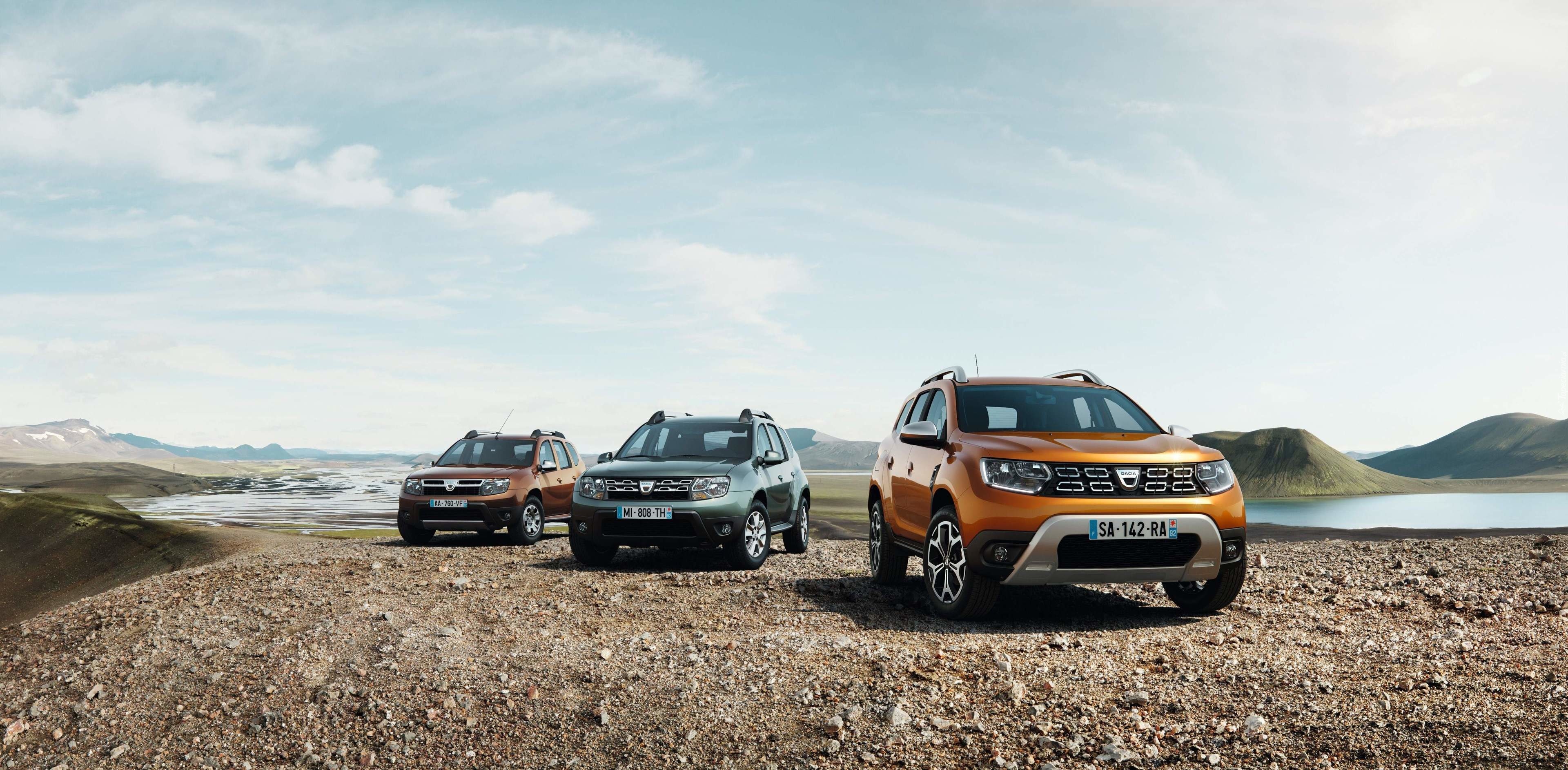 Trzy, Samochody, Dacia Duster I, Dacia Duster II, 2018