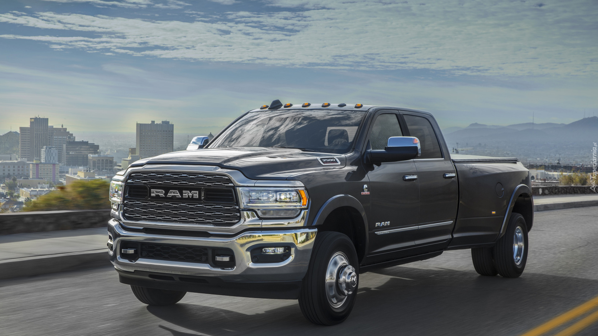 Dodge RAM 3500, Droga