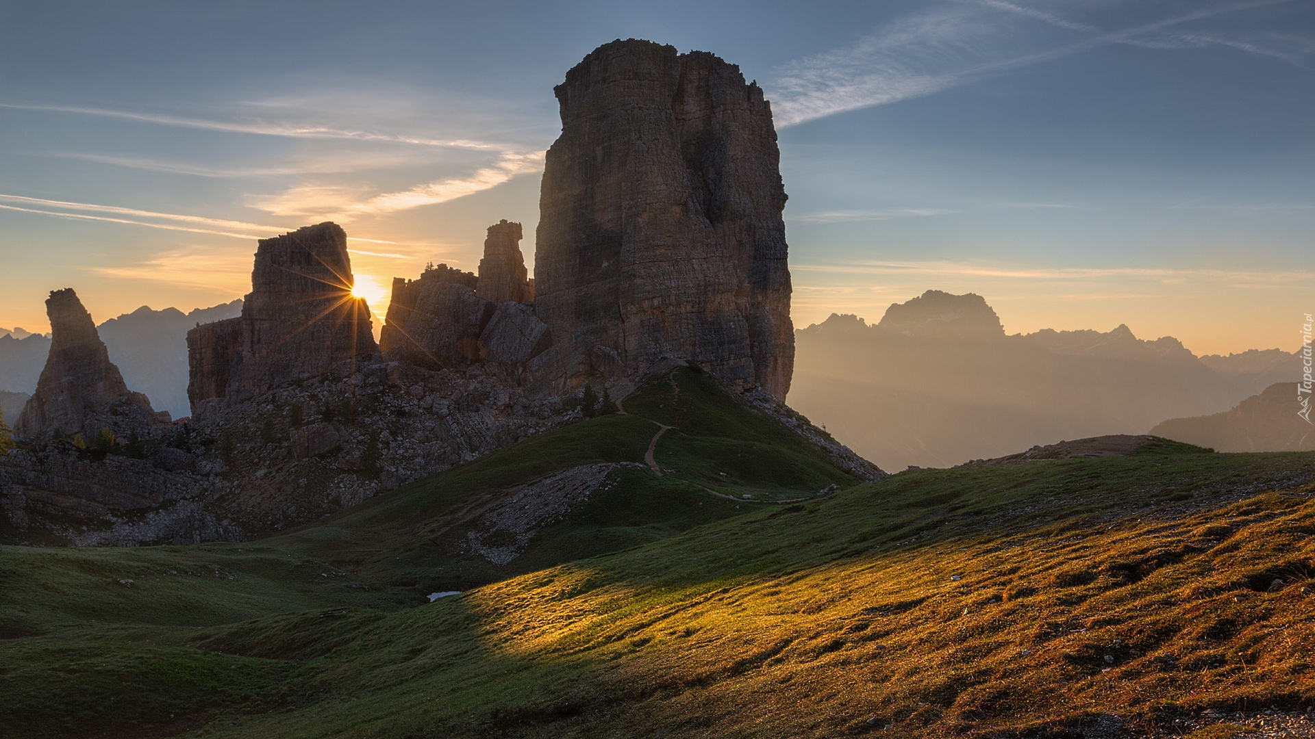 Góry, Dolomity, Mgła, Wschód słońca, Włochy