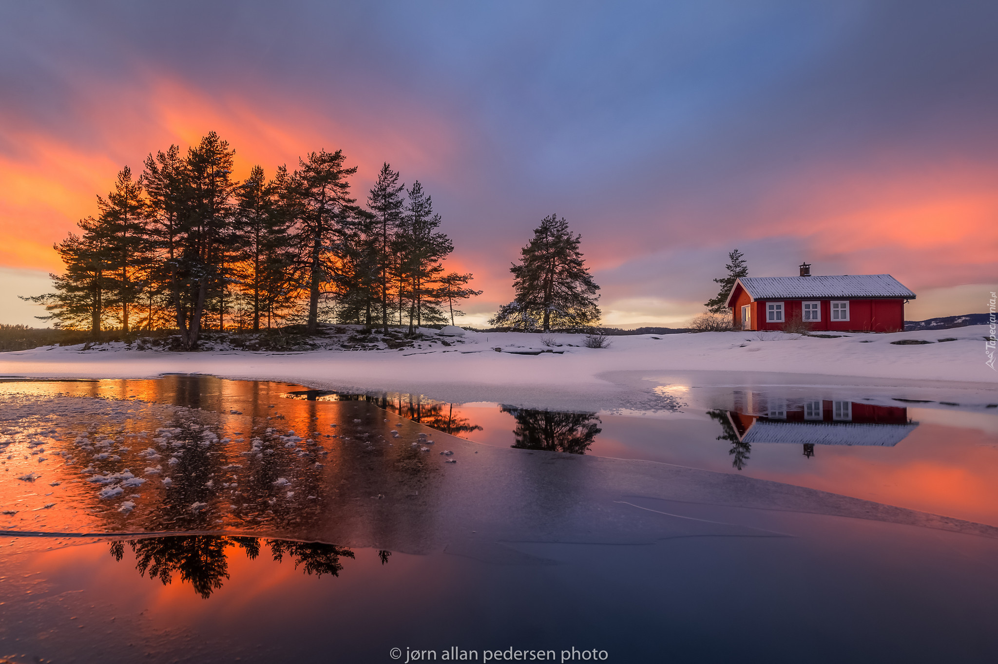 Norwegia, Ringerike, Zima, Zachód słońca, Jezioro Vaeleren, Drzewa, Dom