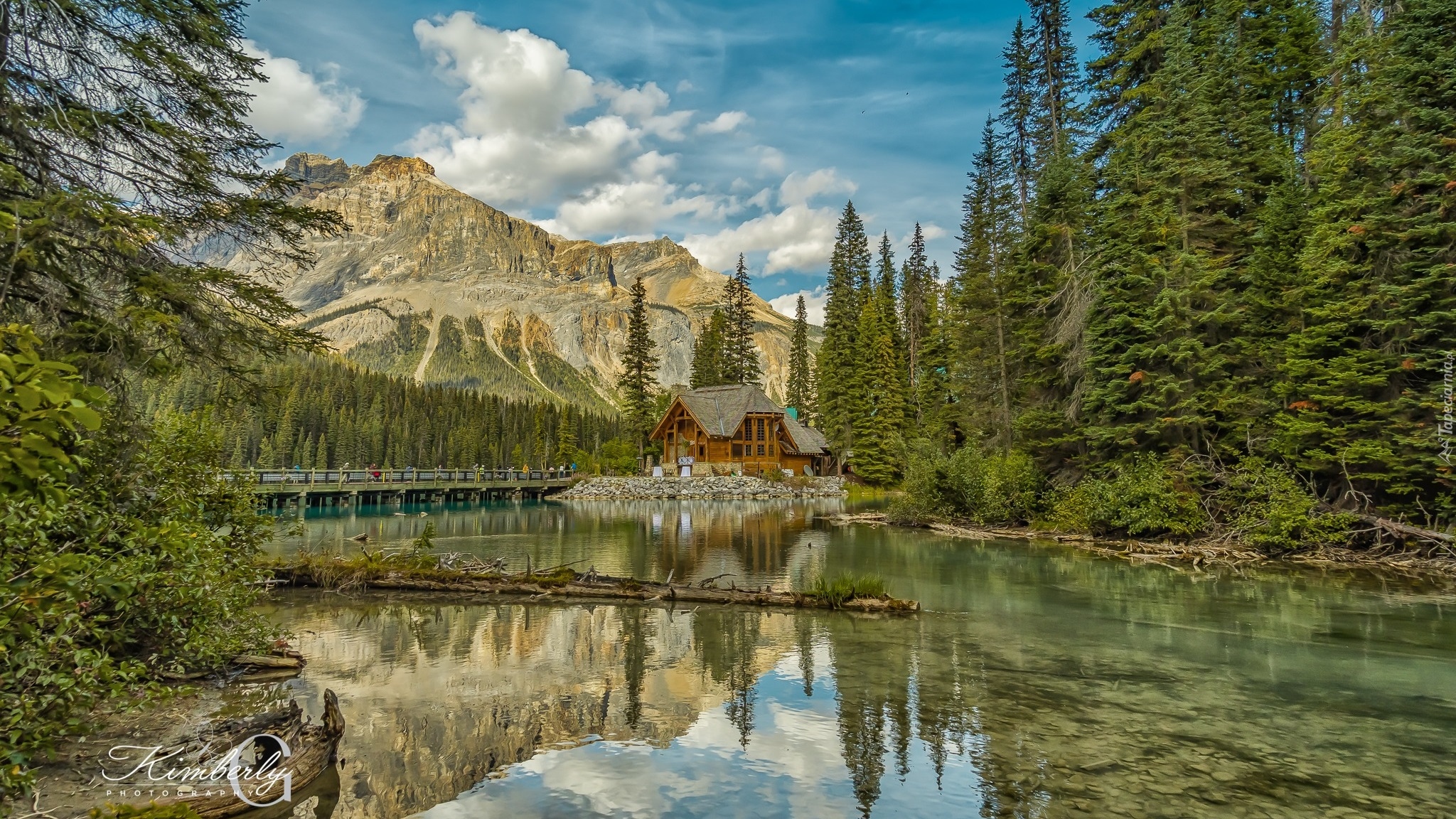 Góry, Domek, Drzewa, Jezioro, Emerald Lake, Park Narodowy Yoho, Kanada