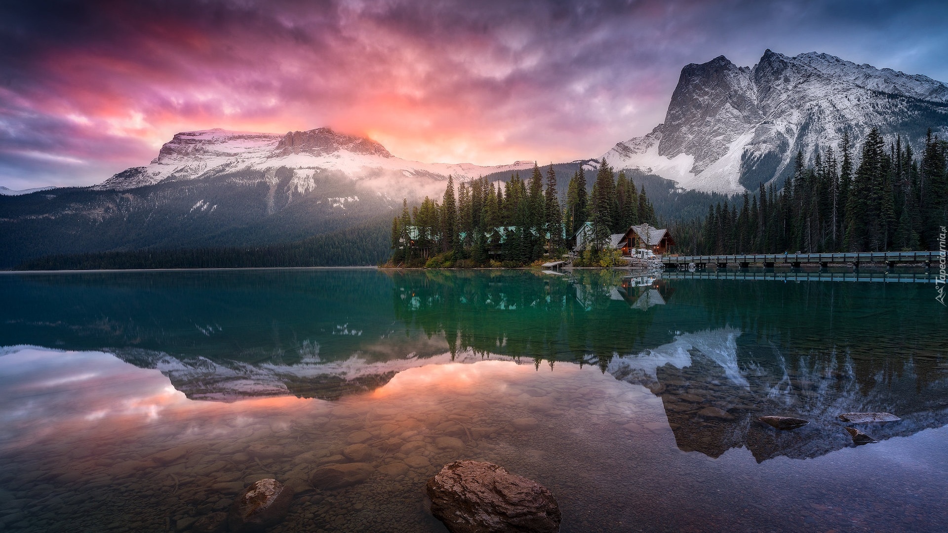 Park Narodowy Yoho, Dom, Most, Jezioro, Emerald Lake, Góry, Drzewa, Prowincja Kolumbia Brytyjska, Kanada