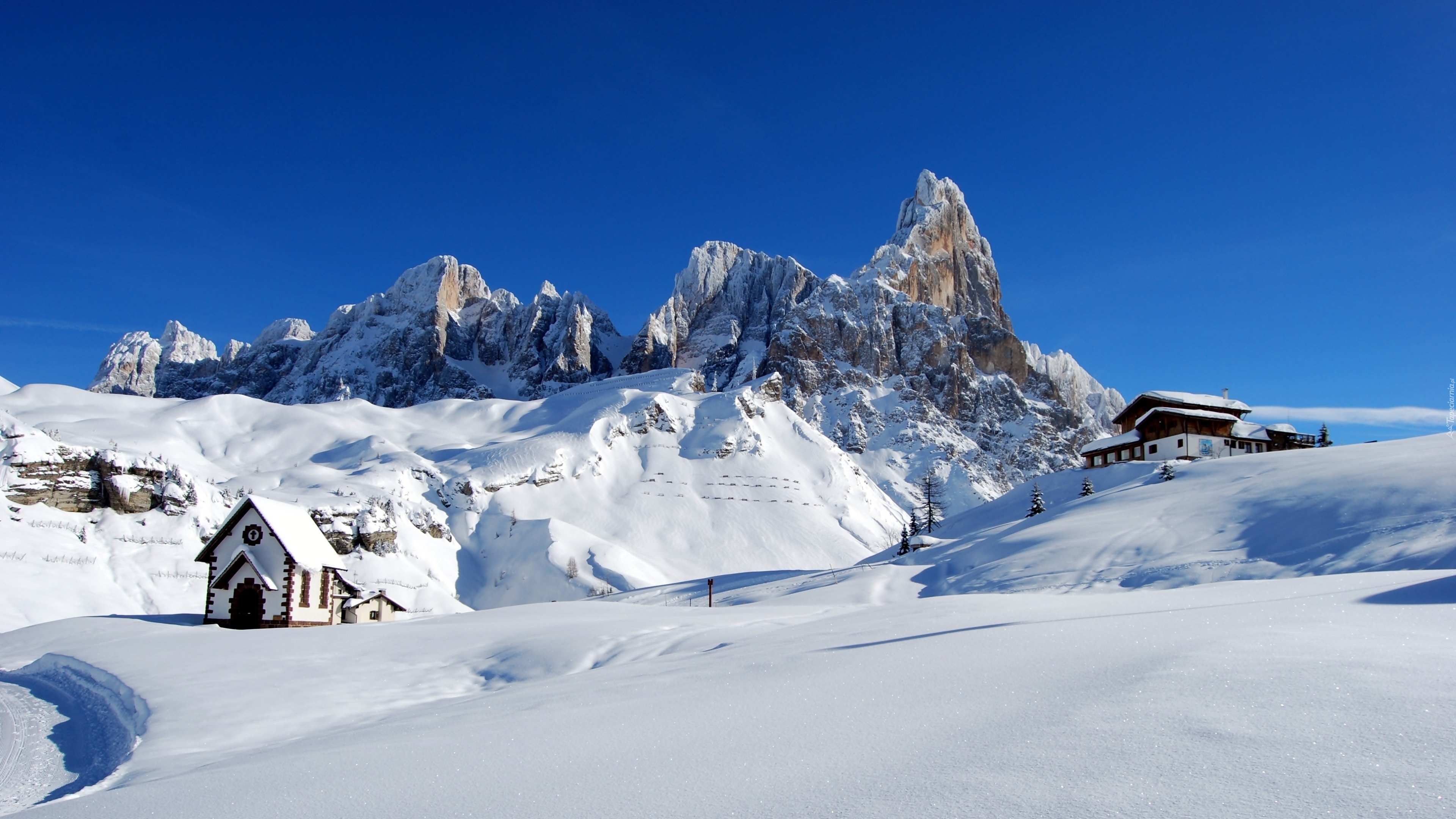 Góry Alpy, Włochy, Val di Fiemme, Dolomity, Zima