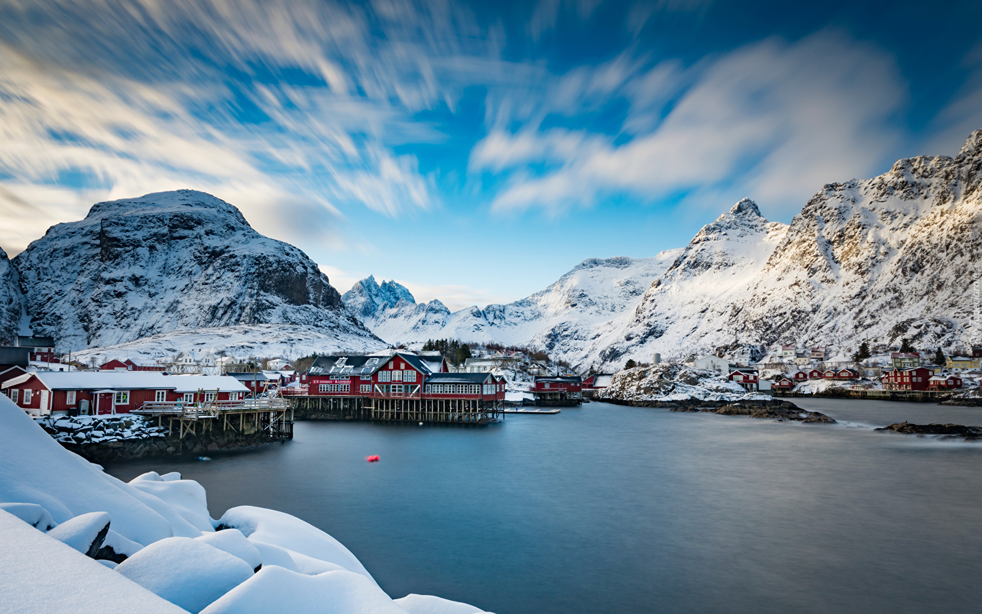 Norwegia, Góry, Lofoty, Domy, Chmury, Zima, Śnieg
