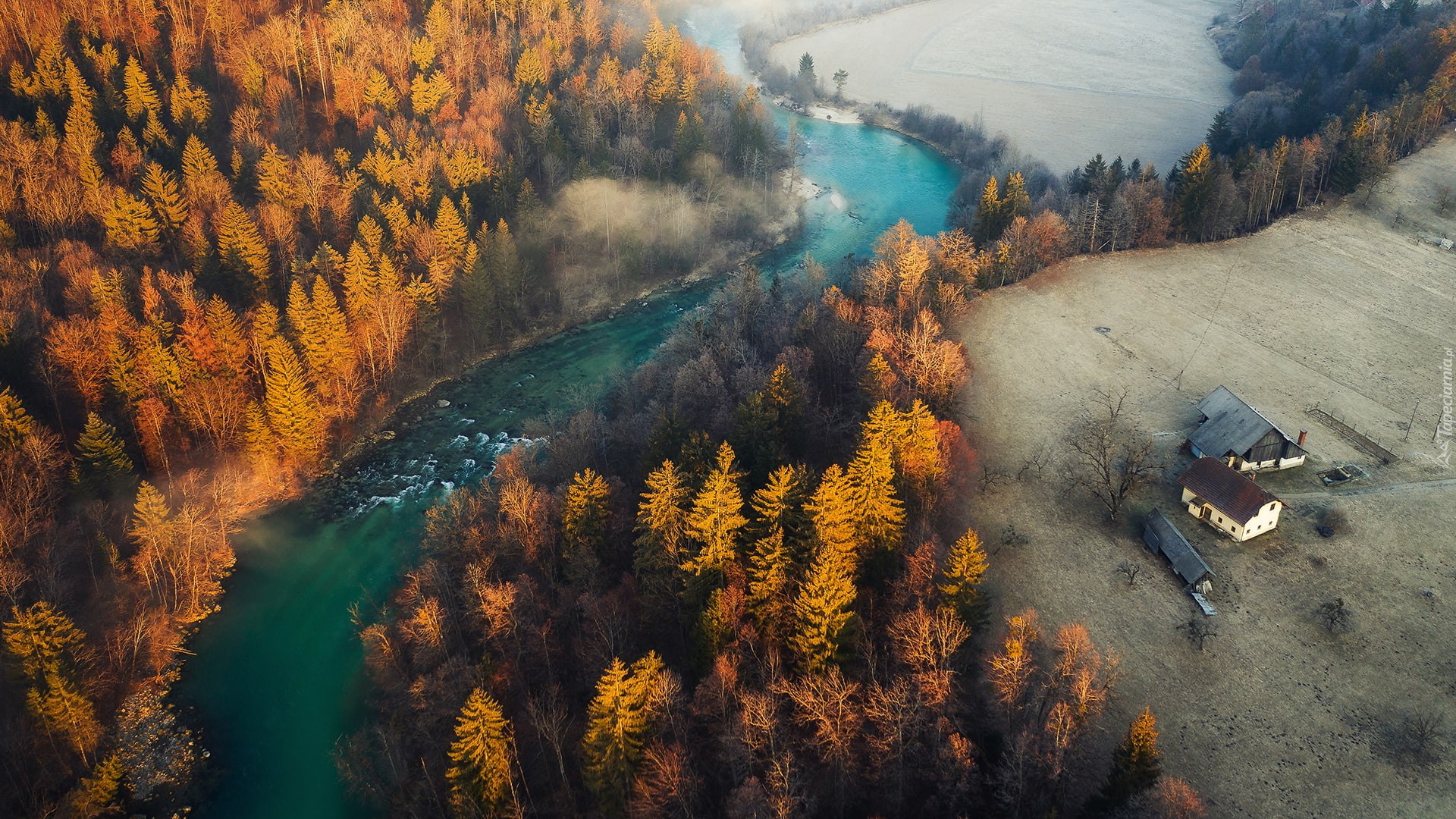Jesień, Rzeka Sava, Mgła, Pożółkłe, Drzewa, Polana, Domy, Z lotu ptaka, Słowenia