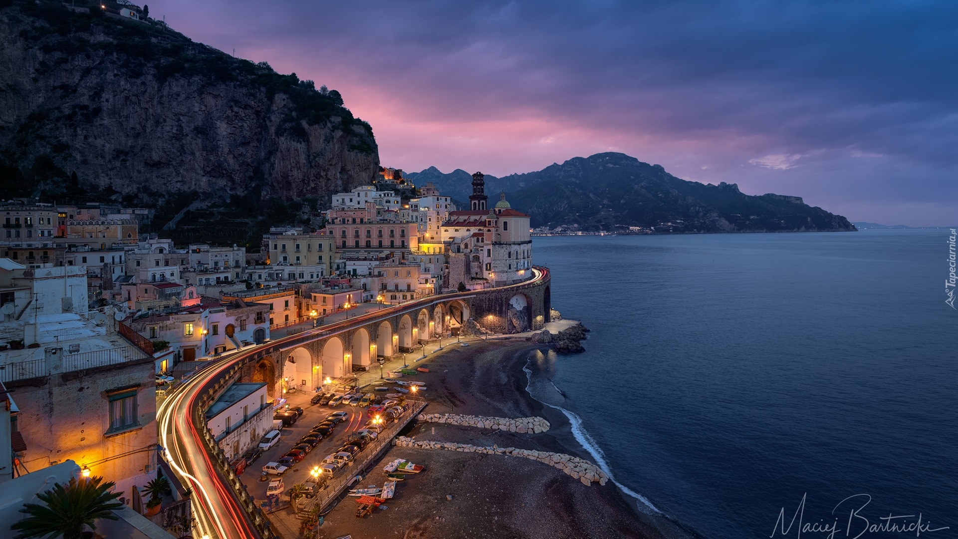 Włochy, Amalfi, Morze, Góry, Wybrzeże, Domy, Światła