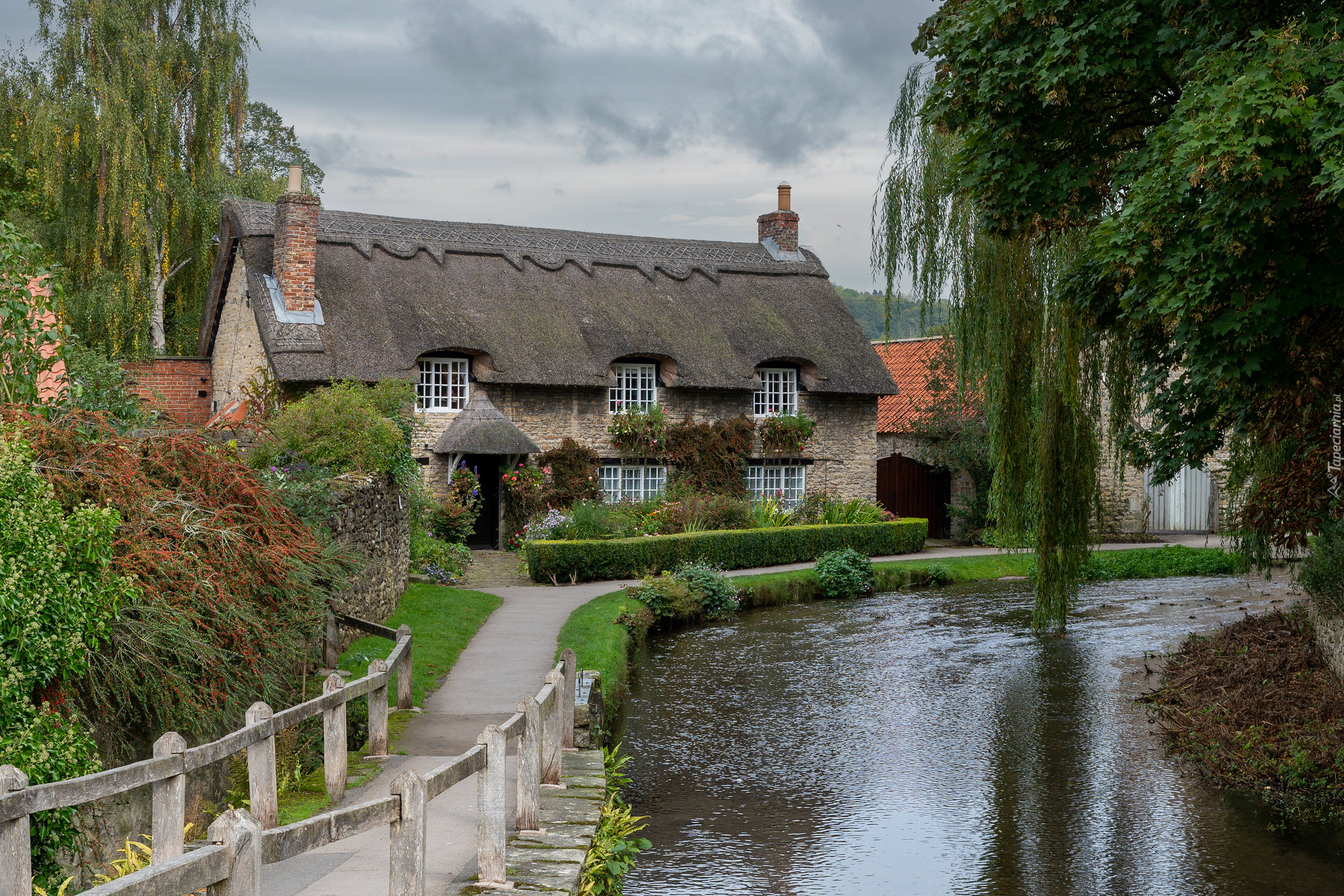 Anglia, Thornton le Dale, Hrabstwo North Yorkshire, Domy, Rzeka, Mostek, Drzewa