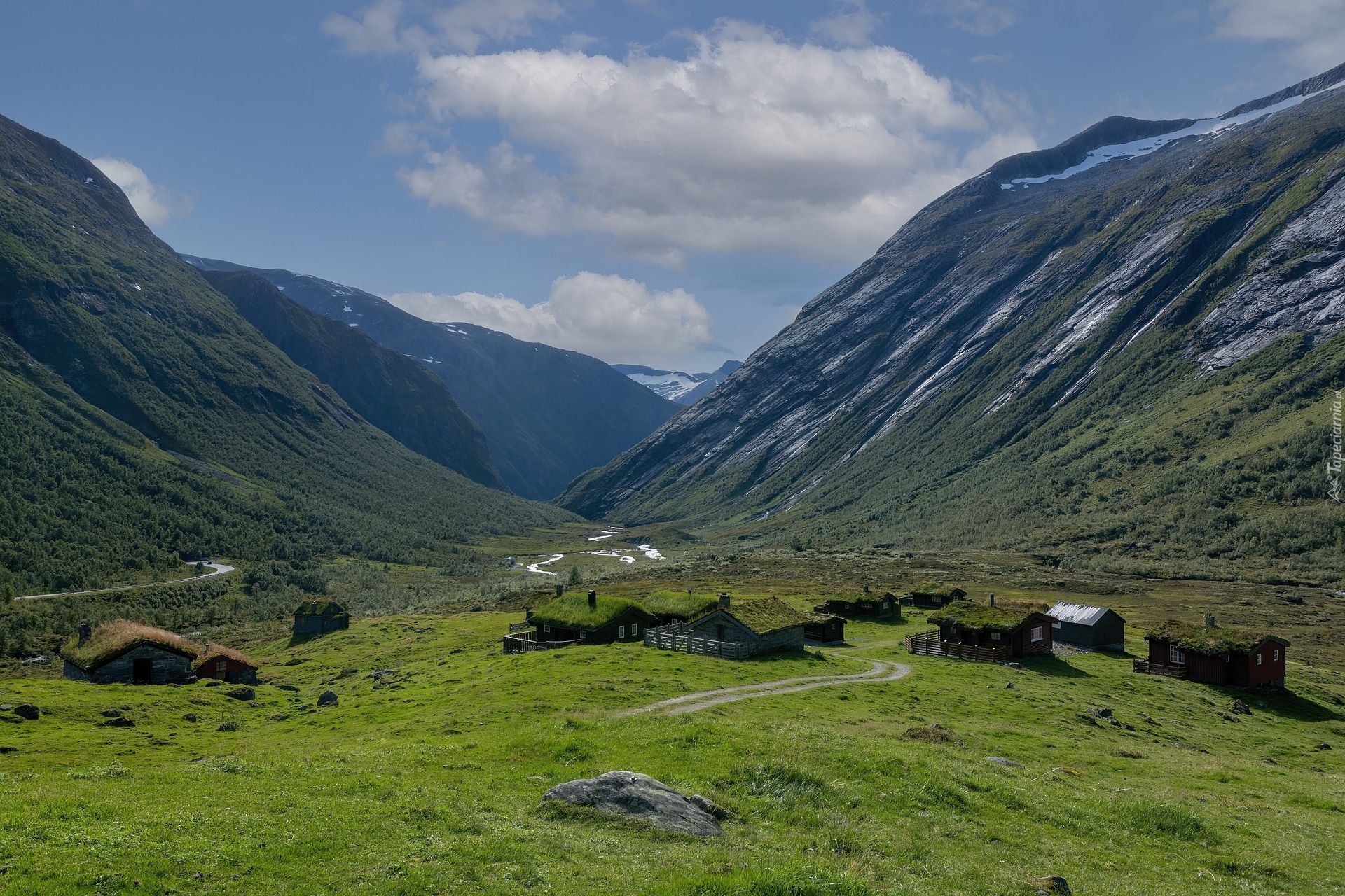 Norwegia, Domy, Dolina Stryn, Góry