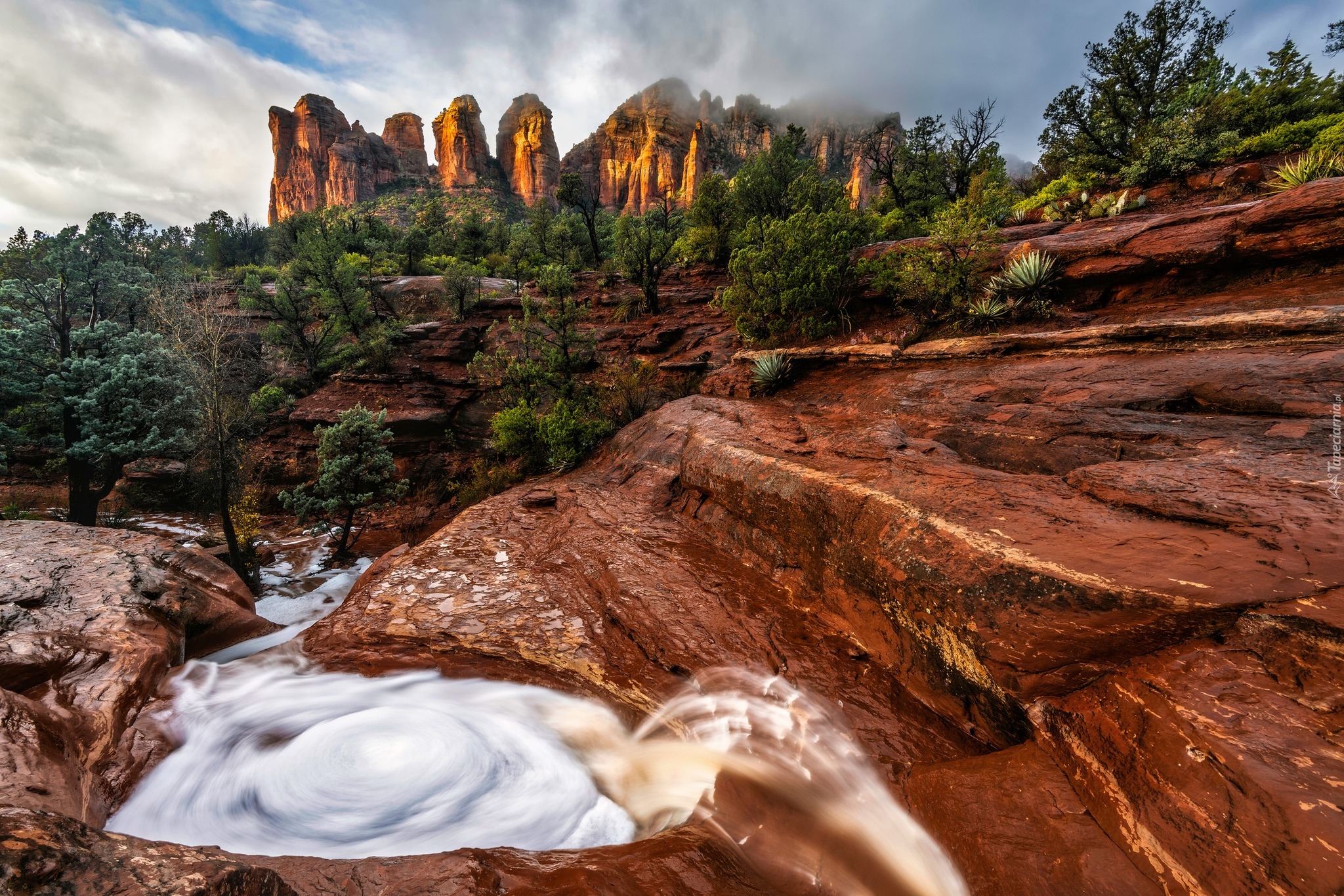 Sedona, Arizona, Stany Zjednoczone, Skały, Potok