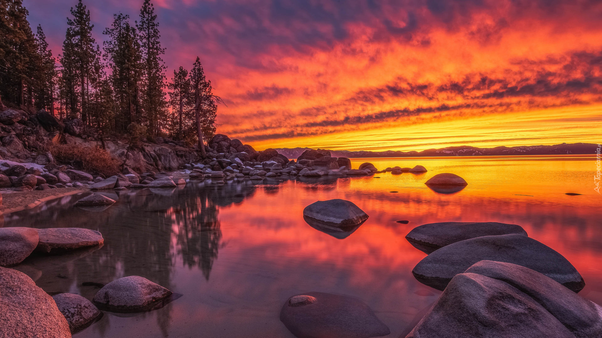 Jezioro, Lake Tahoe, Skały, Kamienie, Kolorowe, Niebo, Zachód słońca, Kalifornia, Stany Zjednoczone
