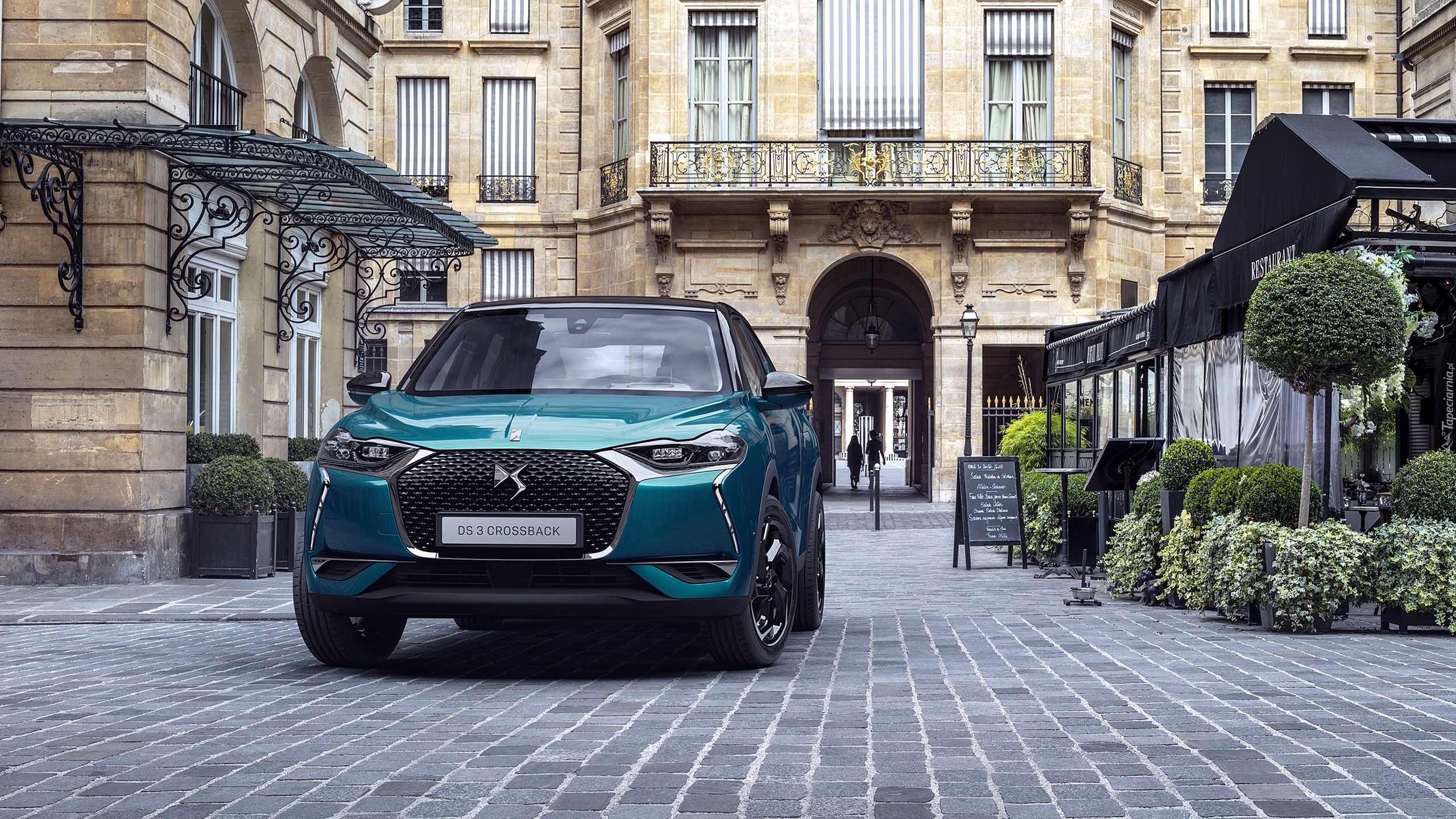 DS 3 Crossback, Kamienica