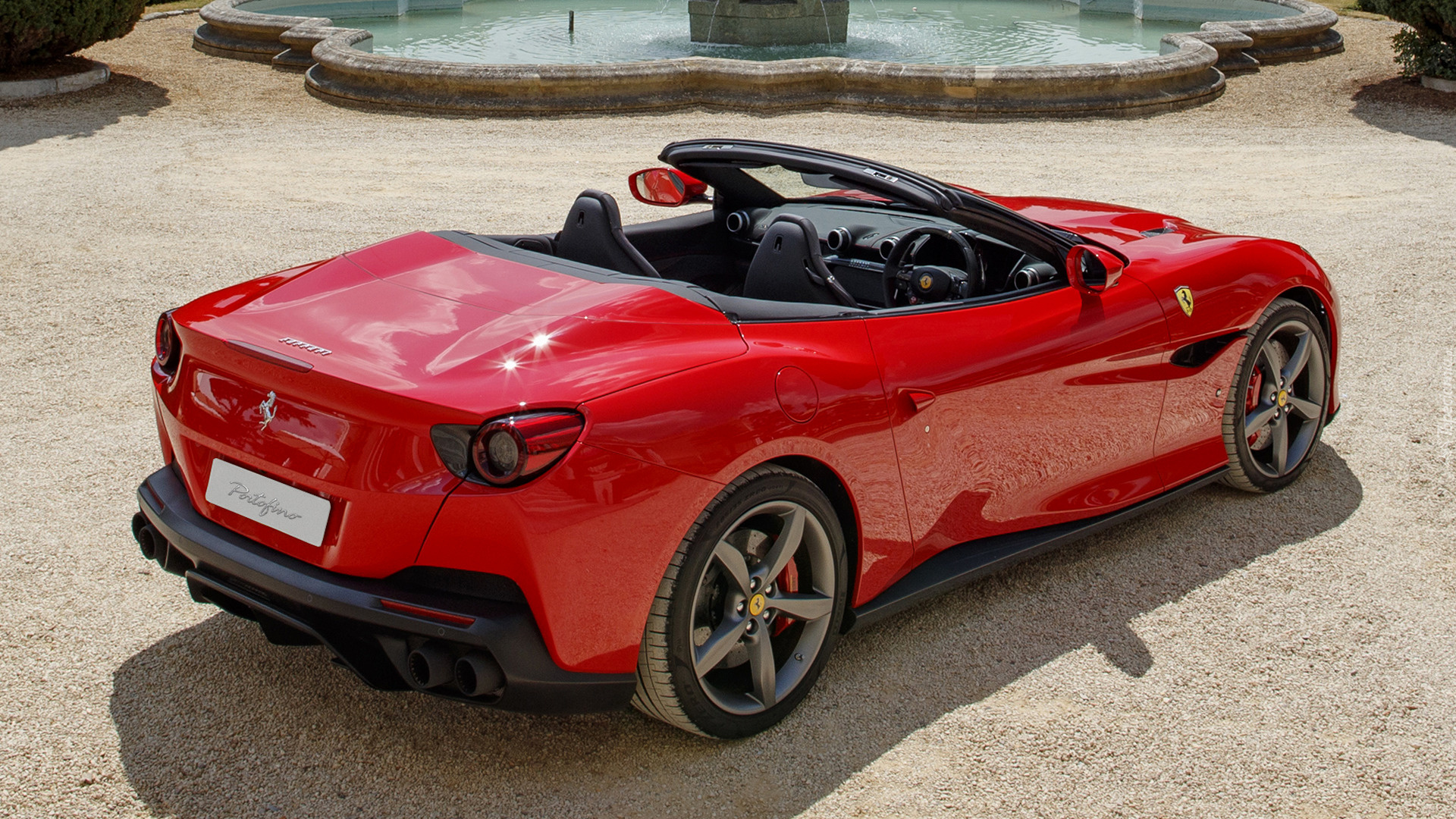 Ferrari Portofino, Czerwone