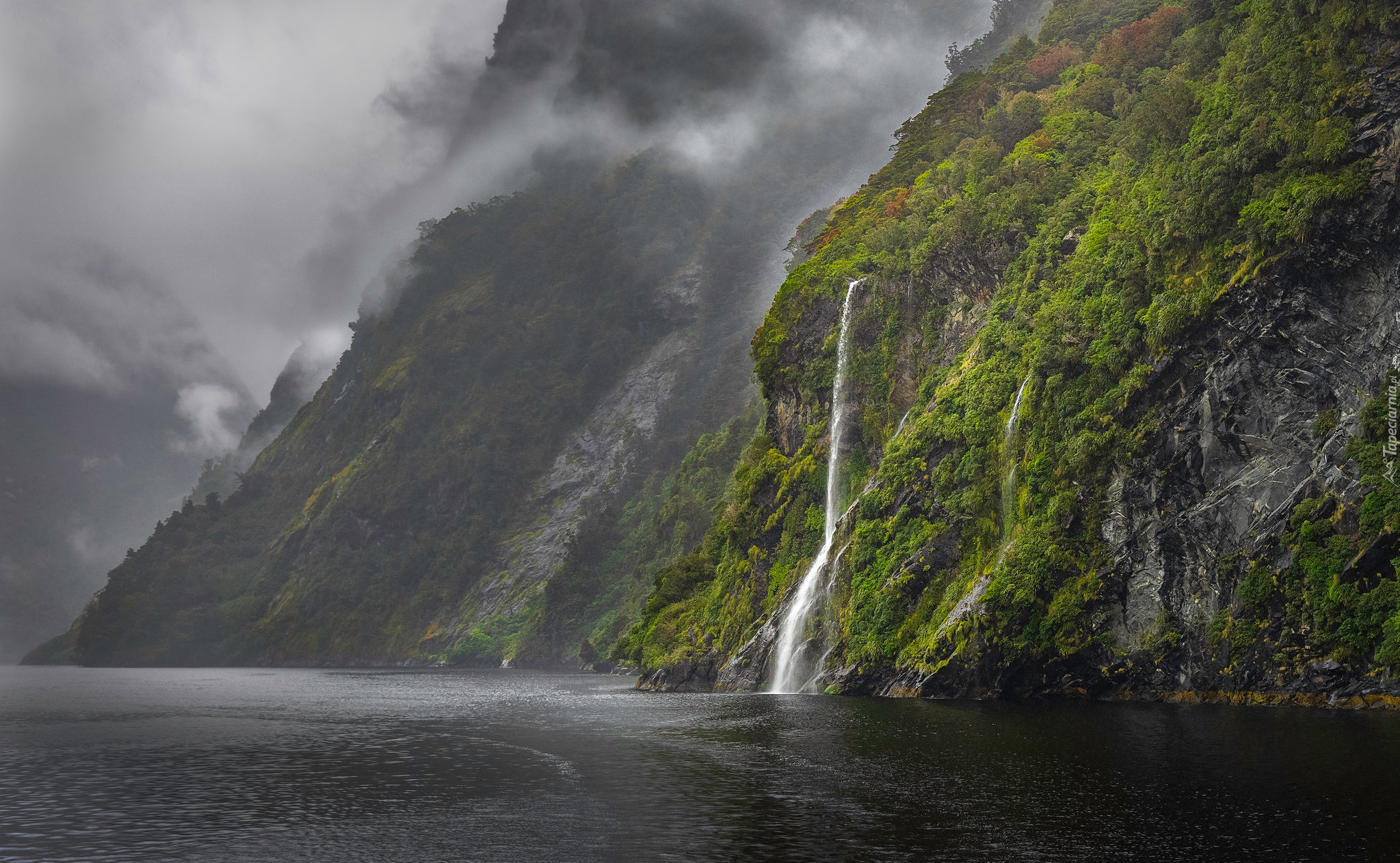 Góry, Mgła, Wodospad, Fiord, Doubtful Sound, Park Narodowy Fiordland, Nowa Zelandia