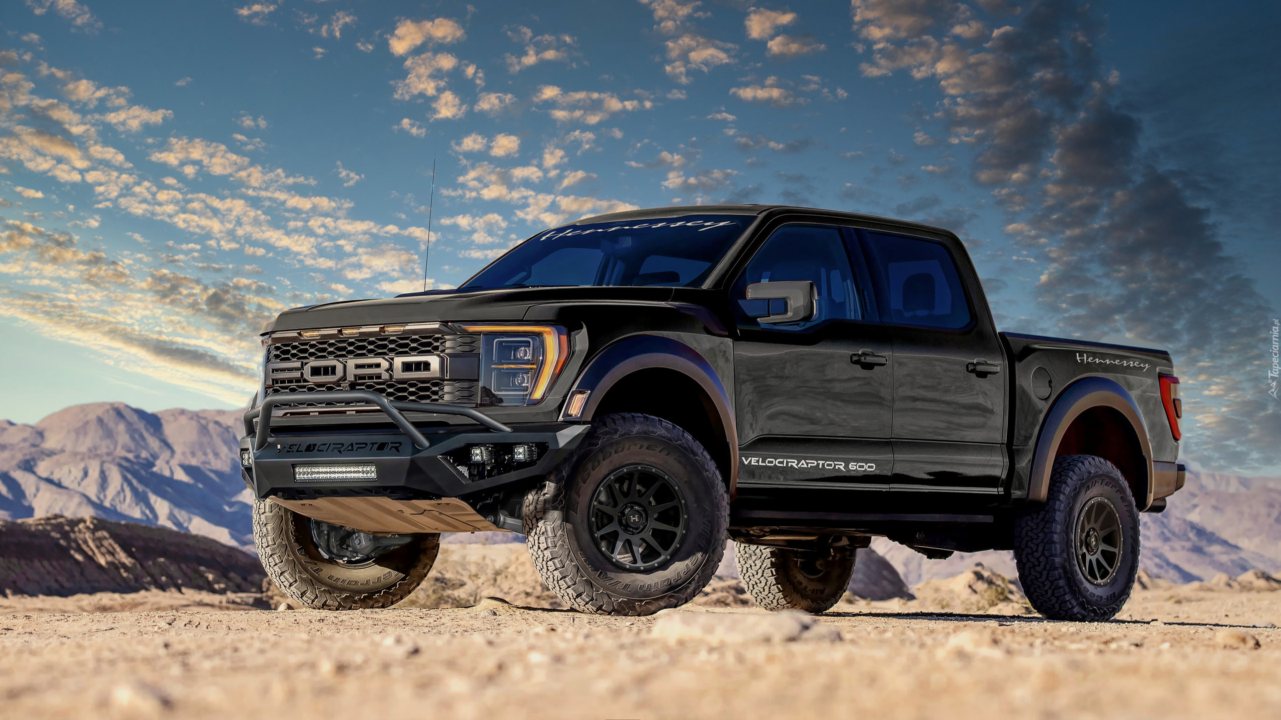 Ford Hennessey VelociRaptor 600, Czarny