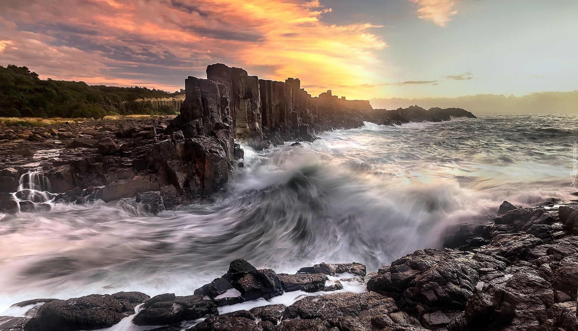 Zachód słońca, Morze, Formacja skalna, Bombo Headland Quarry, Skały, Drzewa, Bombo, Kiama, Australia