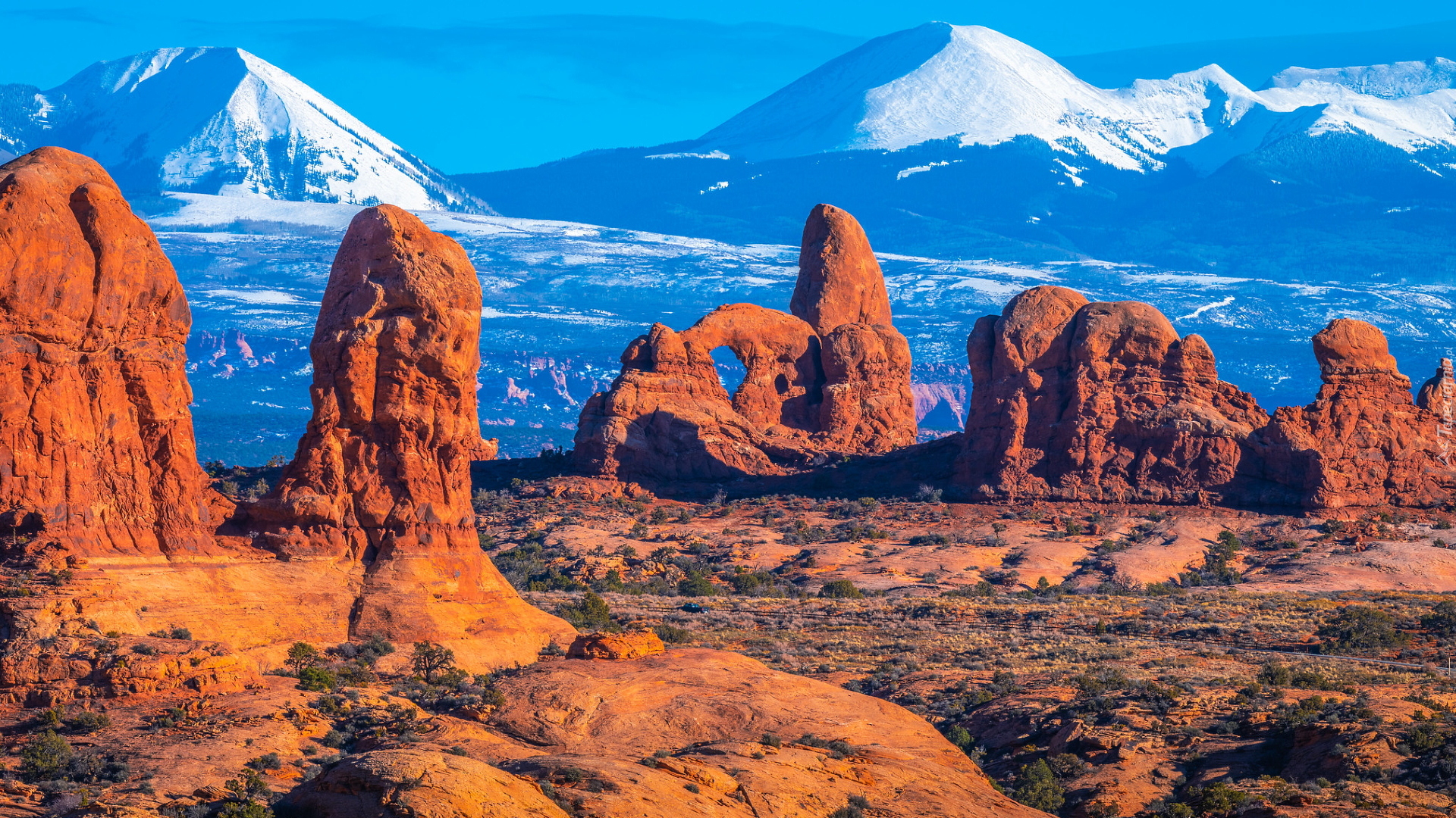 Formacje skalne, Skała, Turret Arch, Góry, La Sal Mountains, Park Narodowy Arches, Stan Utah, Stany Zjednoczone