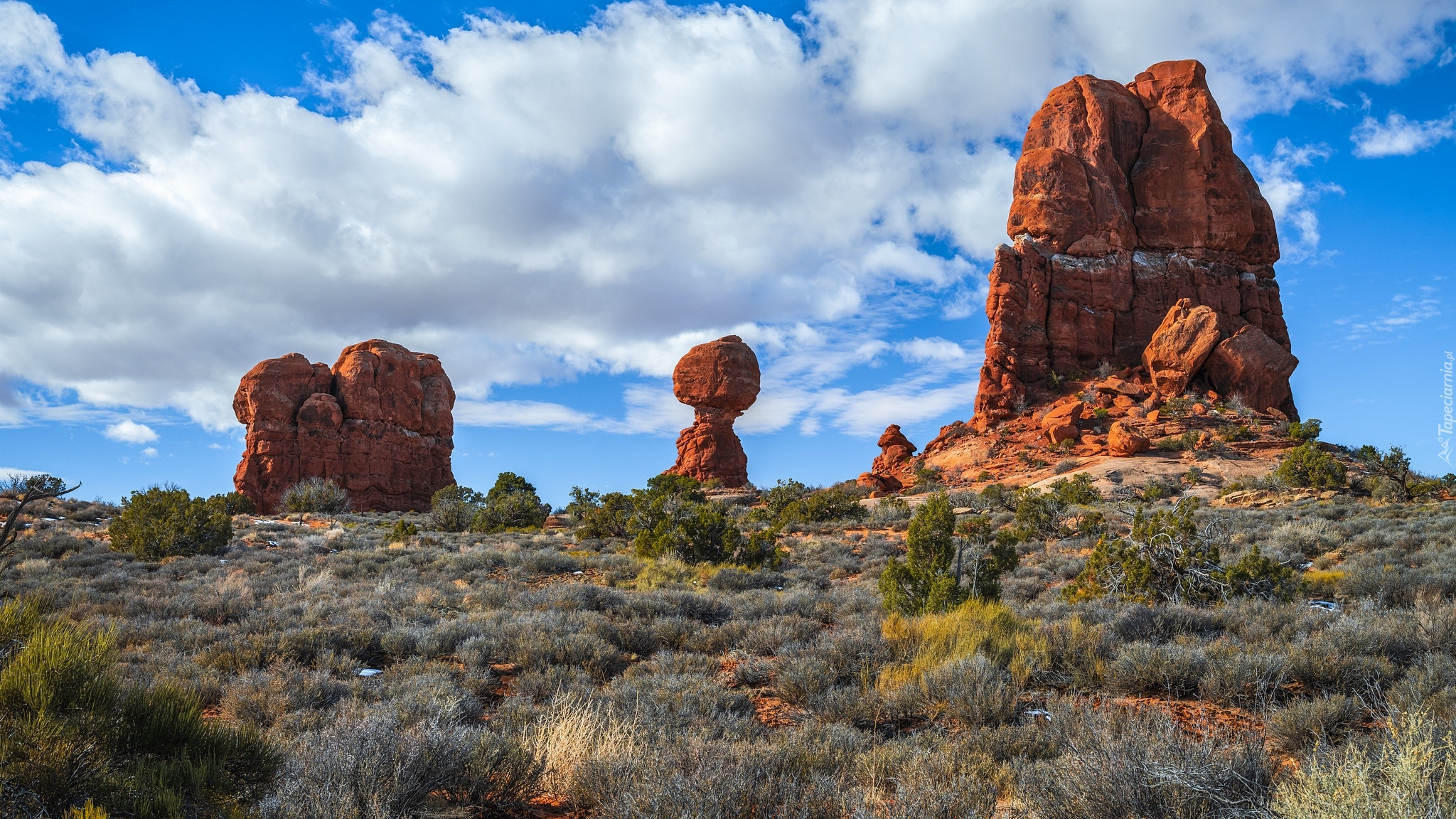 Stany Zjednoczone, Utah, Park Narodowy Arches, Niebo, Chmury, Skały, Formacja skalna, Balanced Rock