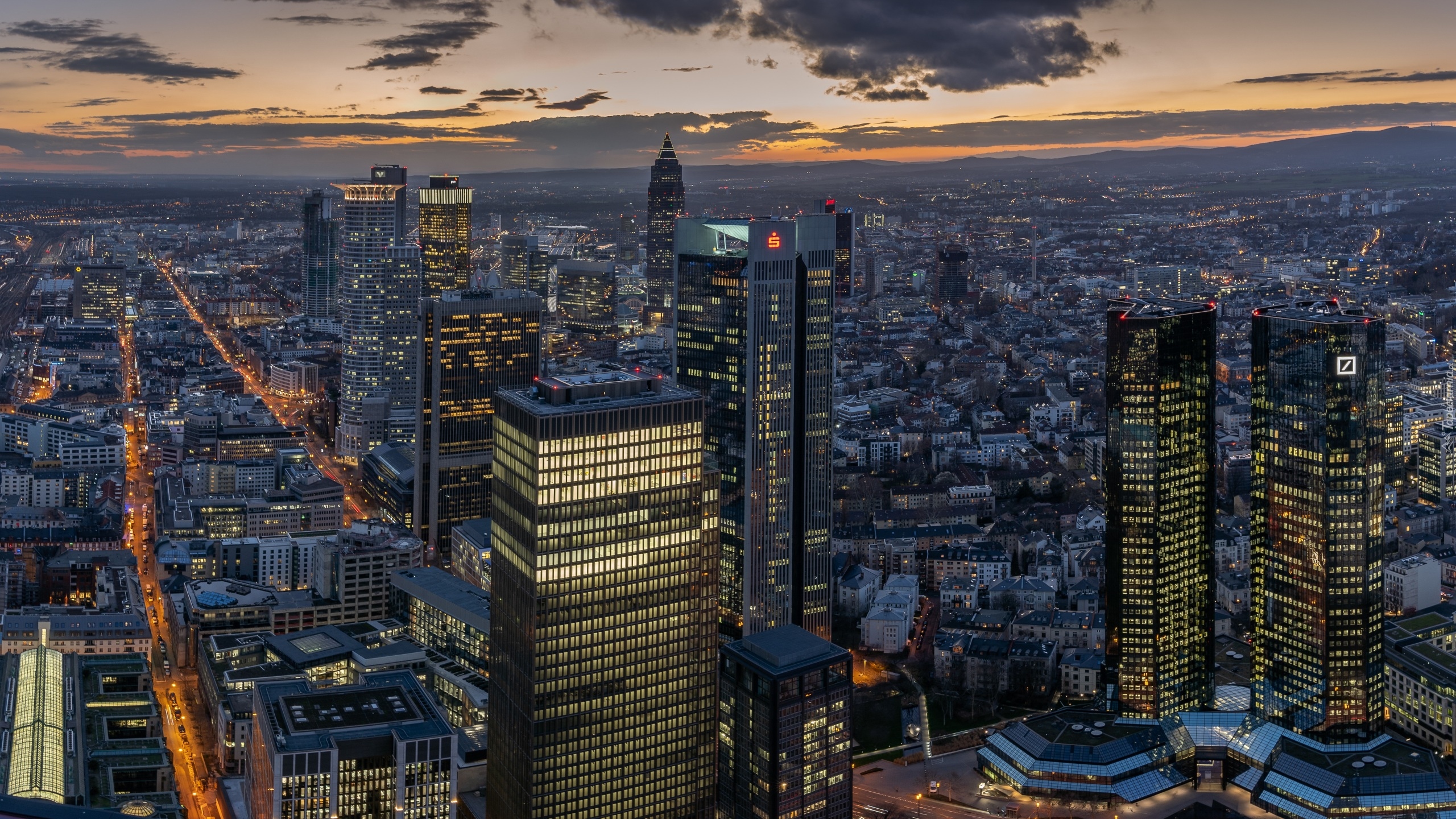 Frankfurt nad Menem, Domy, Wieżowce, Hesja, Niemcy