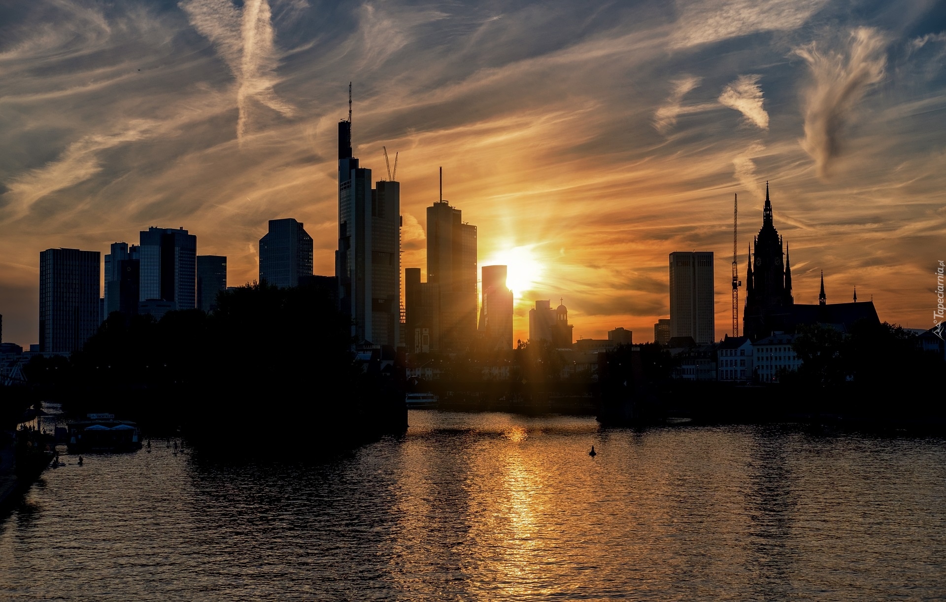 Domy, Wieżowce, Zachód słońca, Rzeka Men, Frankfurt nad Menem, Niemcy