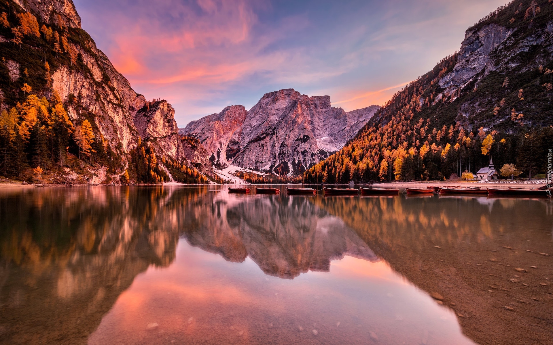 Góry, Dolomity, Jezioro, Lago di Braies, Szczyt, Croda del Becco, Odbicie, Region Trentino, Włochy