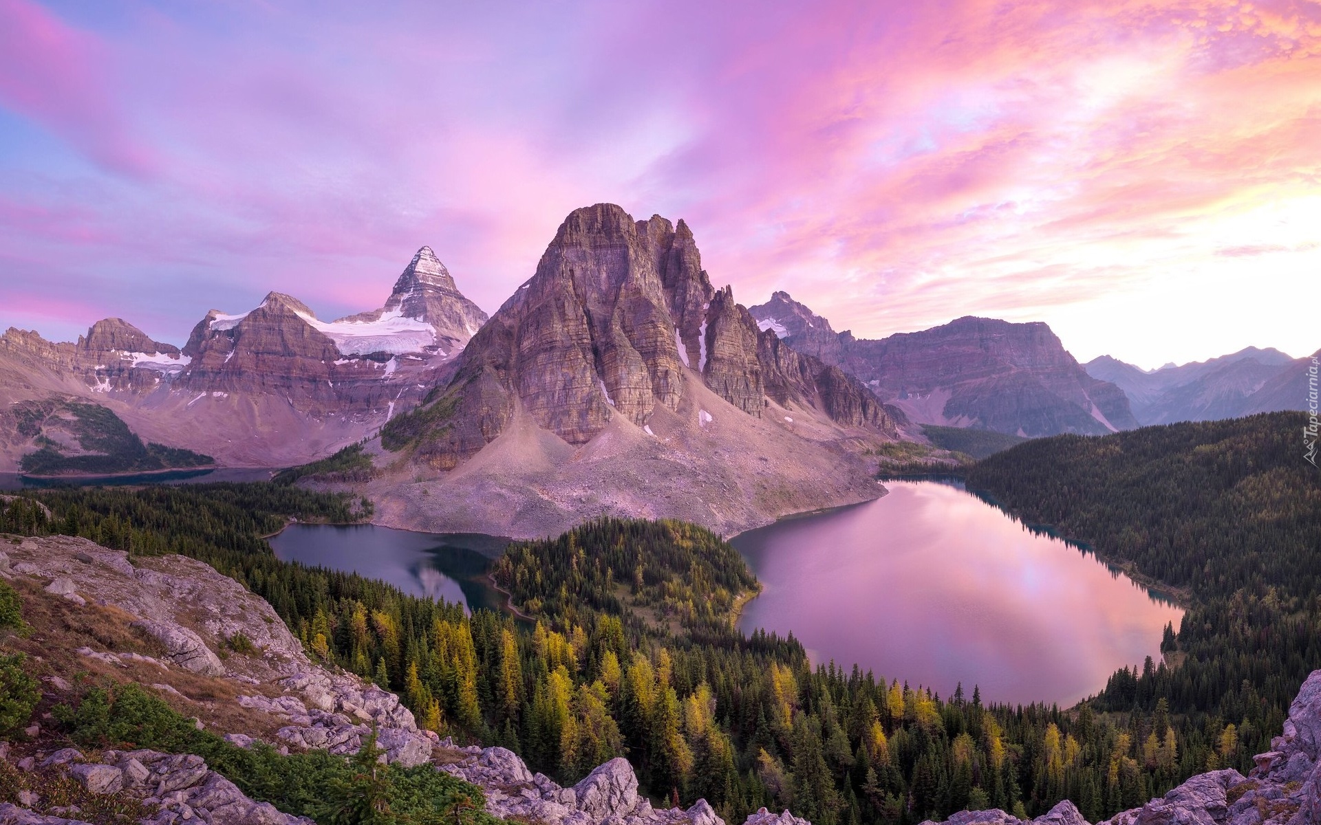 Kanada, Kolumbia Brytyjska, Park Prowincjonalny Mount Assiniboine, Góra Mount Assiniboine, Jezioro Cerulean, Jezioro Sunburst Lake, Góry, Drzewa, Jeziora