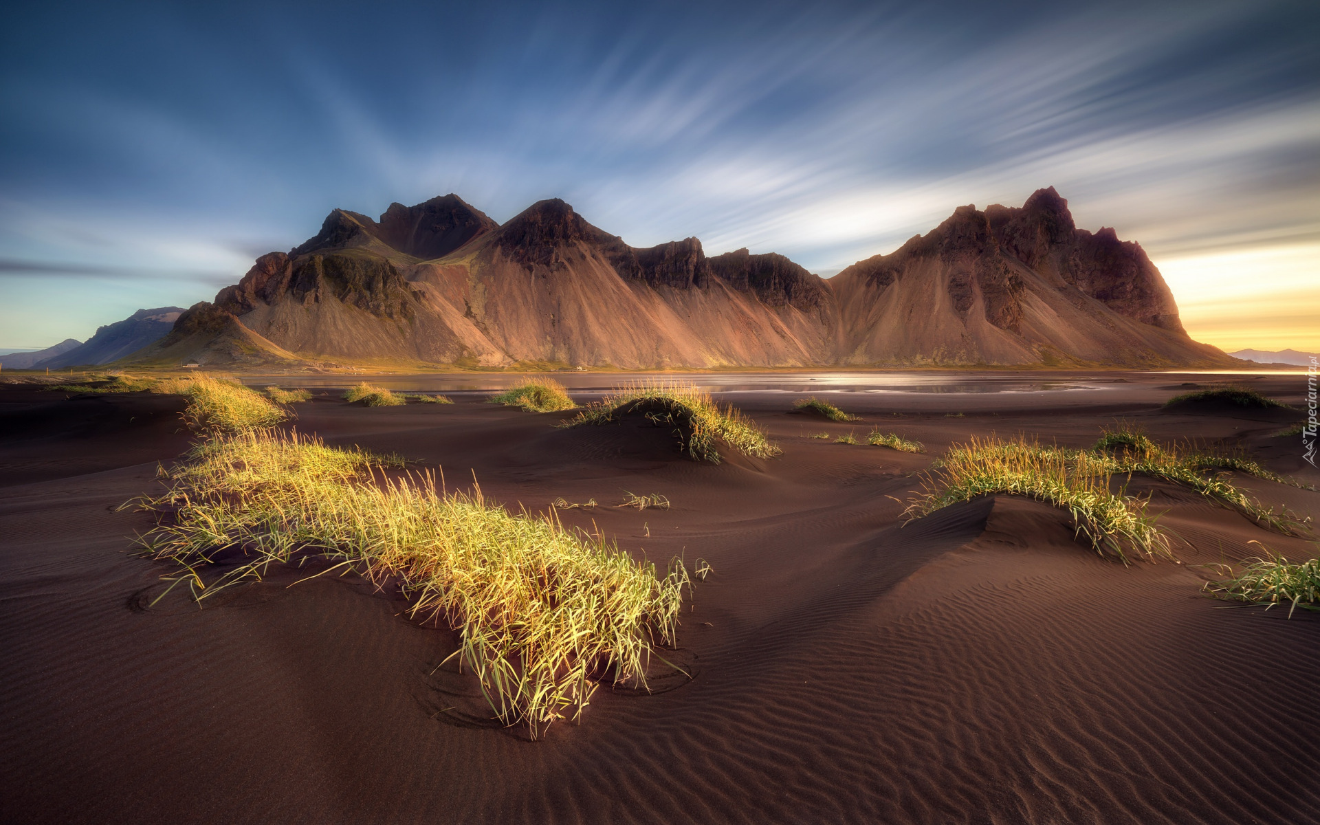 Góry, Góra Vestrahorn, Plaża Stokksnes, Trawa, Islandia