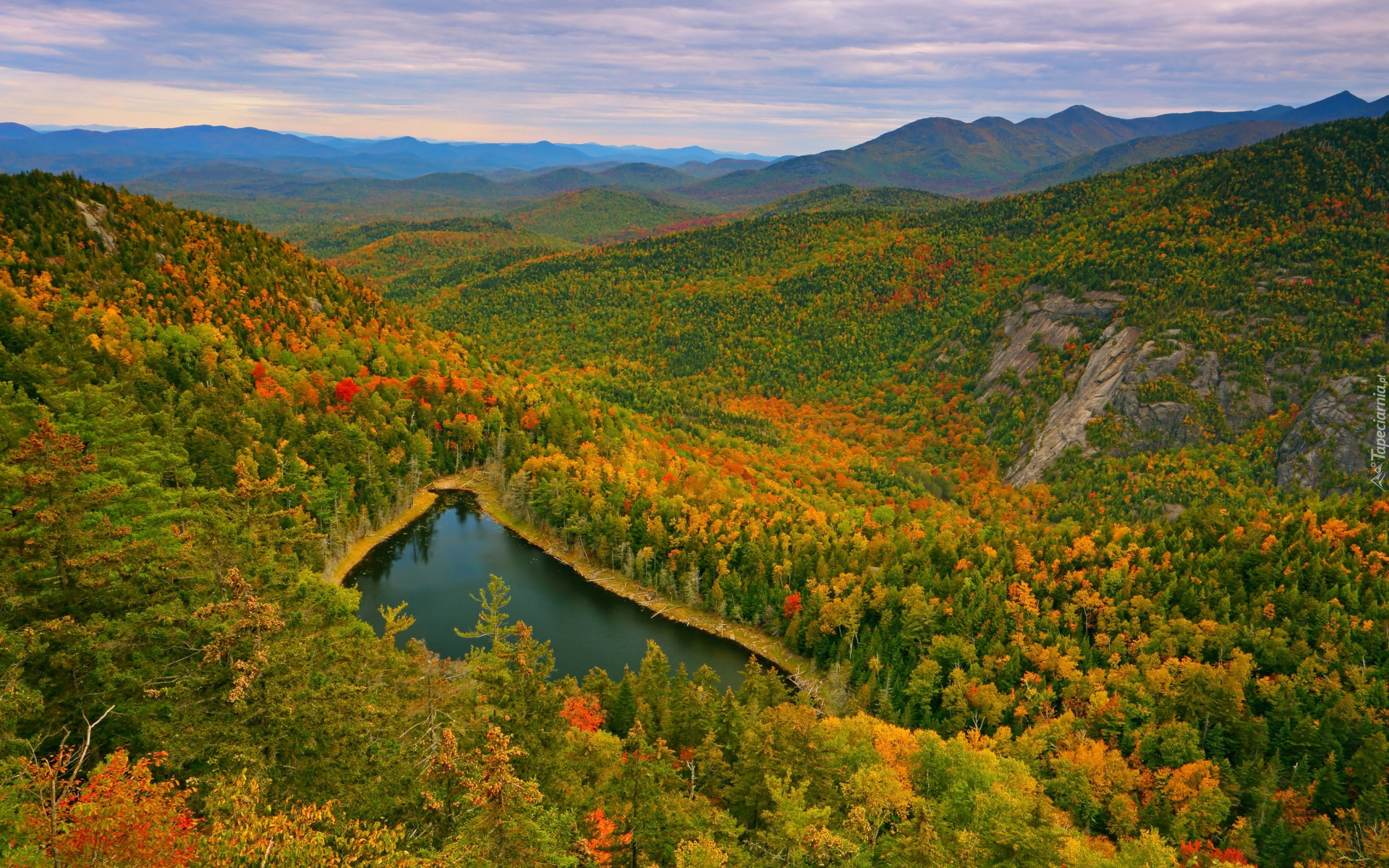 Jesień, Lasy, Kolorowe, Drzewa, Góry, Jezioro, Giant Washbowl, Rezerwat przyrody High Peaks Wilderness, Nowy Jork, Stany Zjednoczone