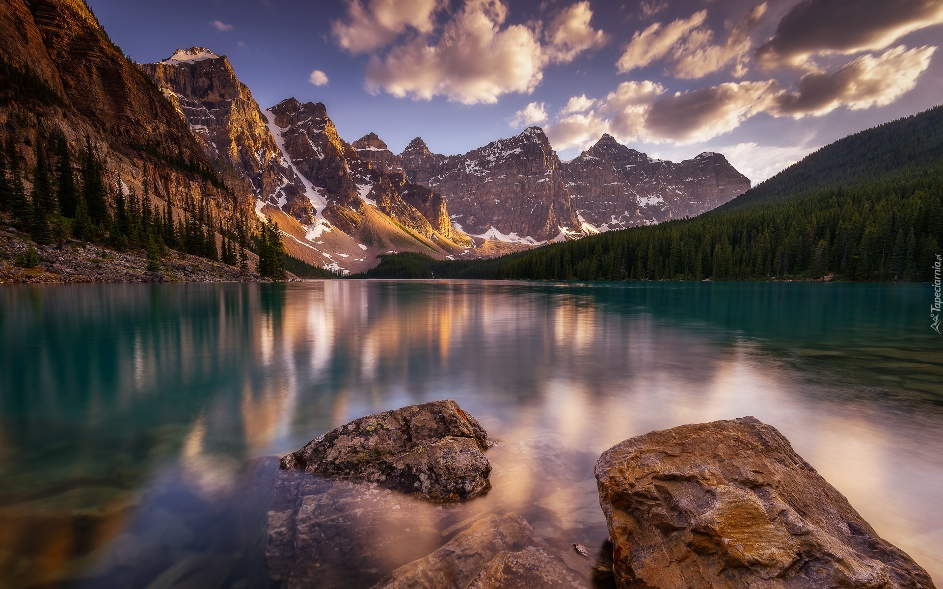 Kanada, Park Narodowy Banff, Góry, Jezioro Moraine, Chmury, Odbicie