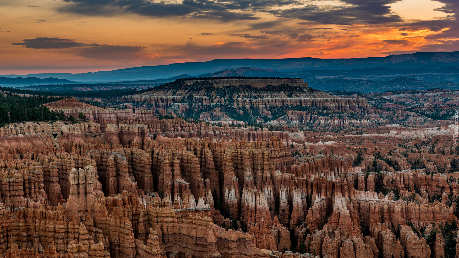 Góry, Skały, Park Narodowy Bryce Canyon, Utah, Stany Zjednoczone