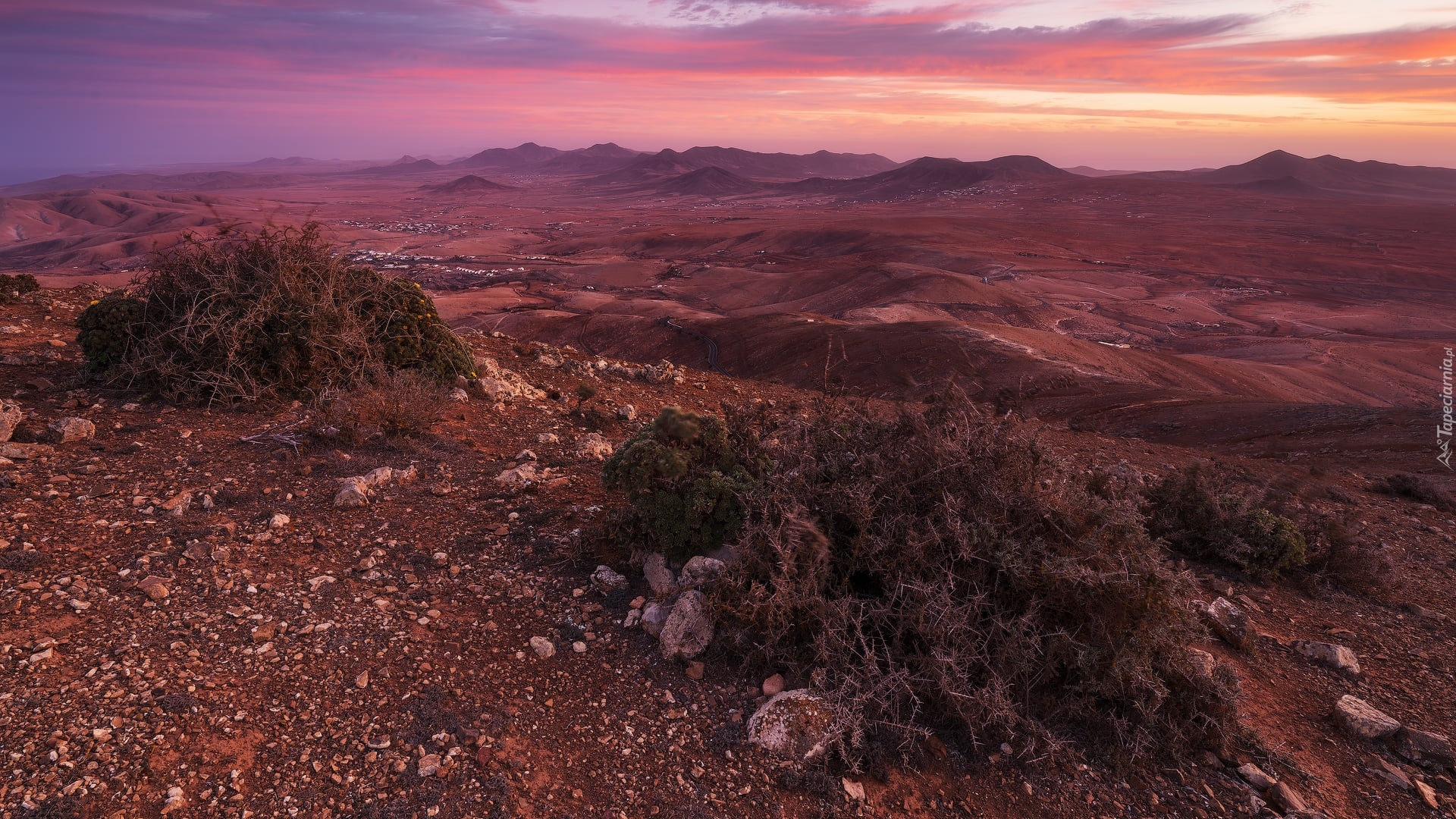 Hiszpania, Wyspy Kanaryjskie, Fuerteventura, Zachód słońca, Góry, Wzgórza