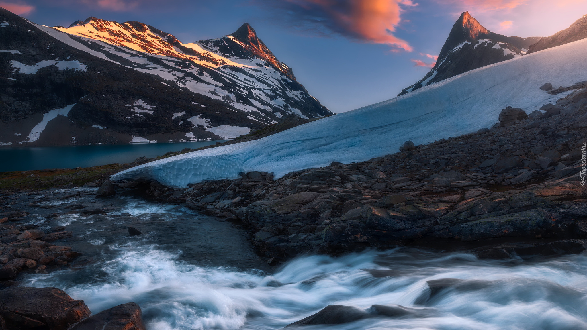 Park Narodowy Jotunheimen, Góry Jotunheimen, Rzeka, Zima, Norwegia