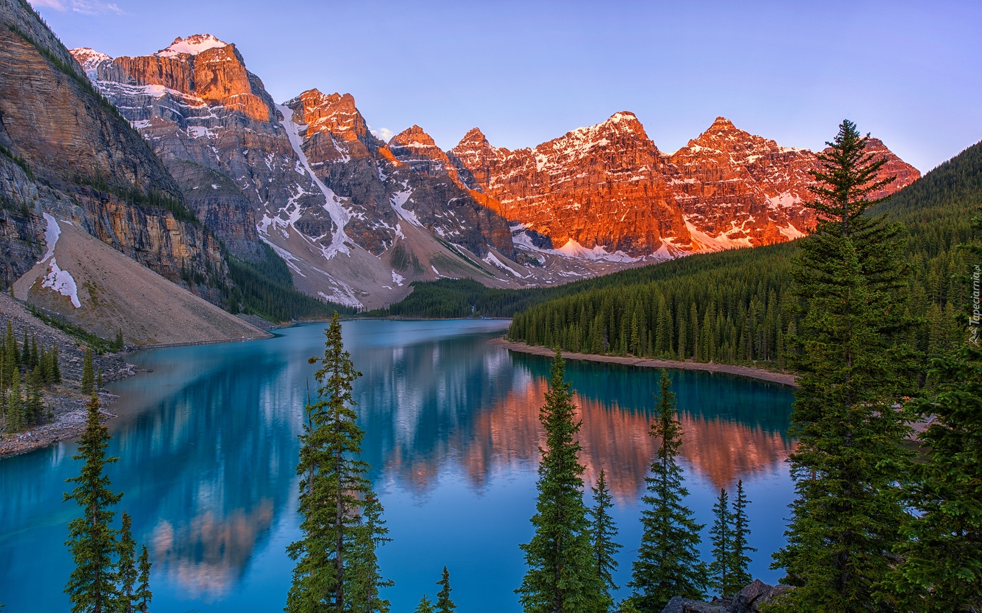 Kanada, Prowincja Alberta, Park Narodowy Banff, Góry, Jezioro Moraine, Drzewa