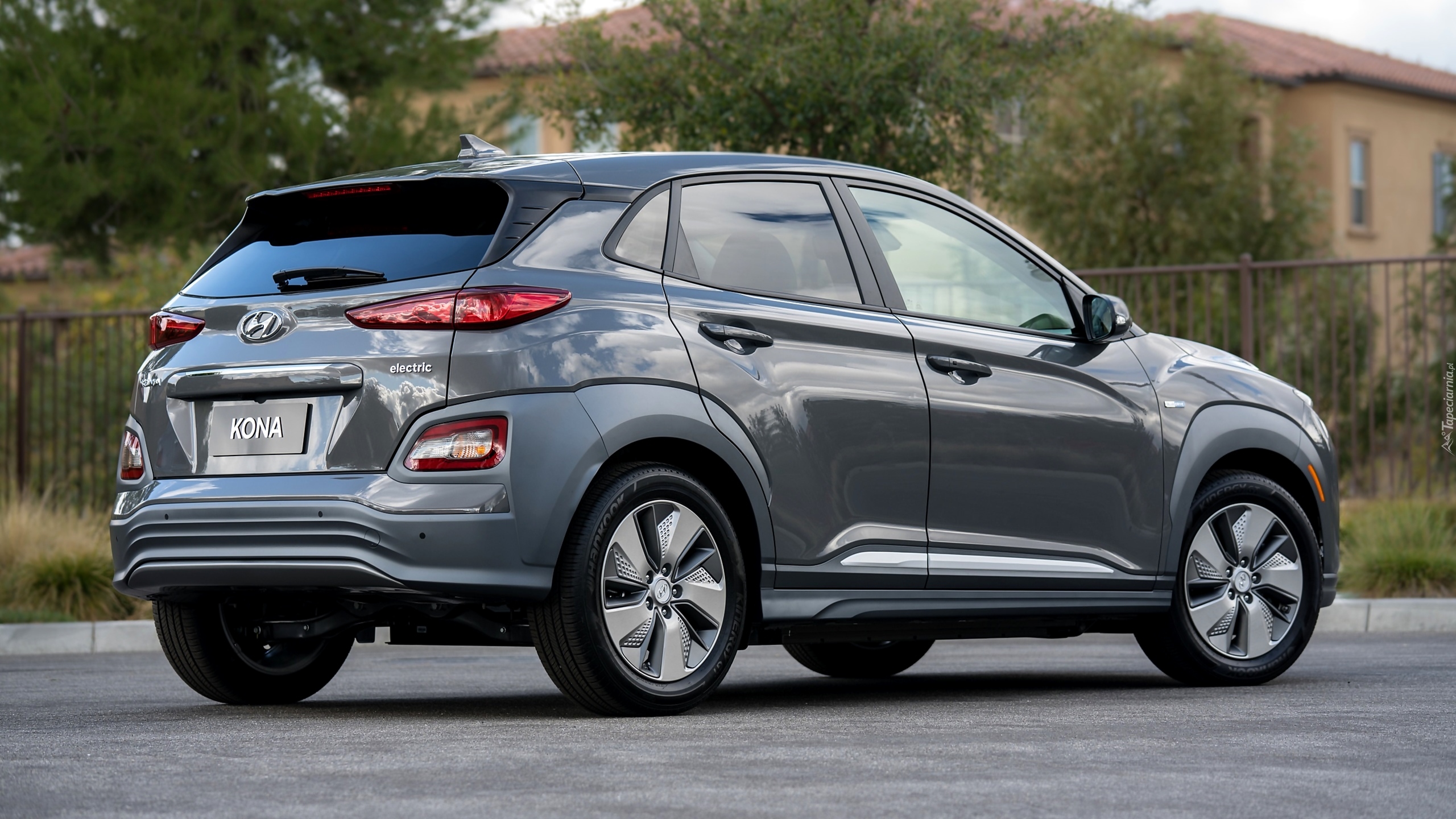 Hyundai Kona Electric, Tył, Bok