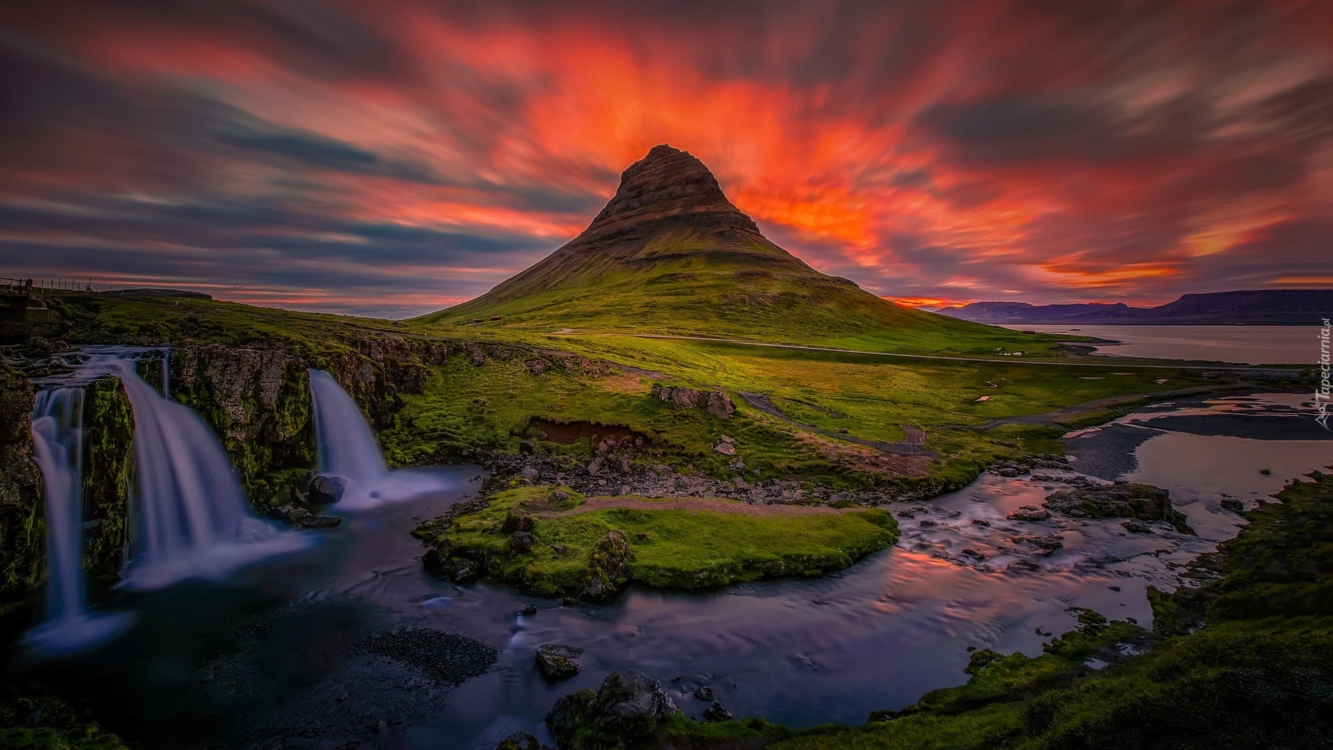 Islandia, Góra Kirkjufell, Wodospad, Zachód słońca