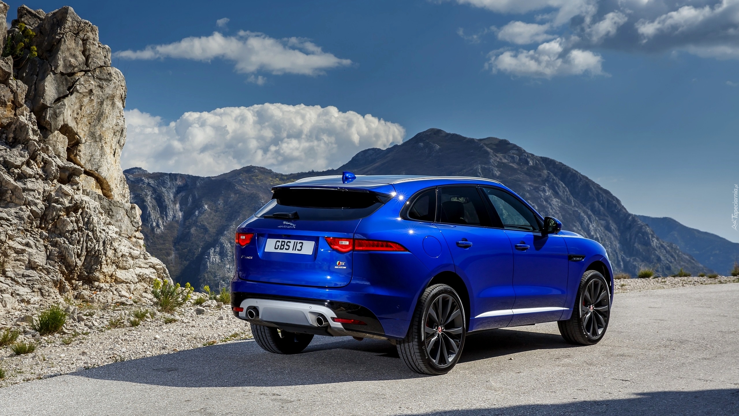 Niebieski, Jaguar F-Pace S, 2017, Góry