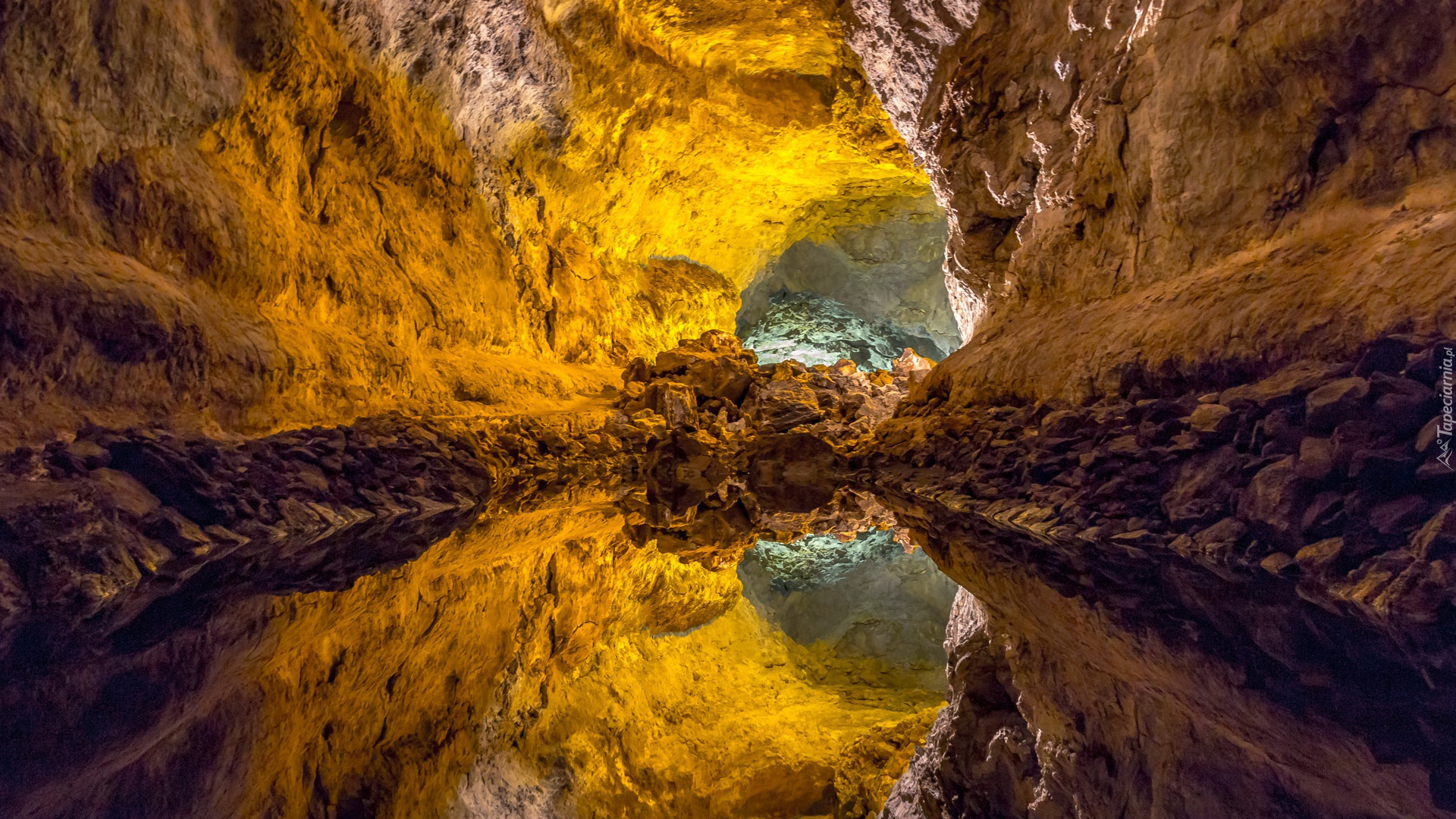 Wyspy Kanaryjskie, Wyspa Lanzarote, Jaskinia Cueva de los Verdes, Skały
