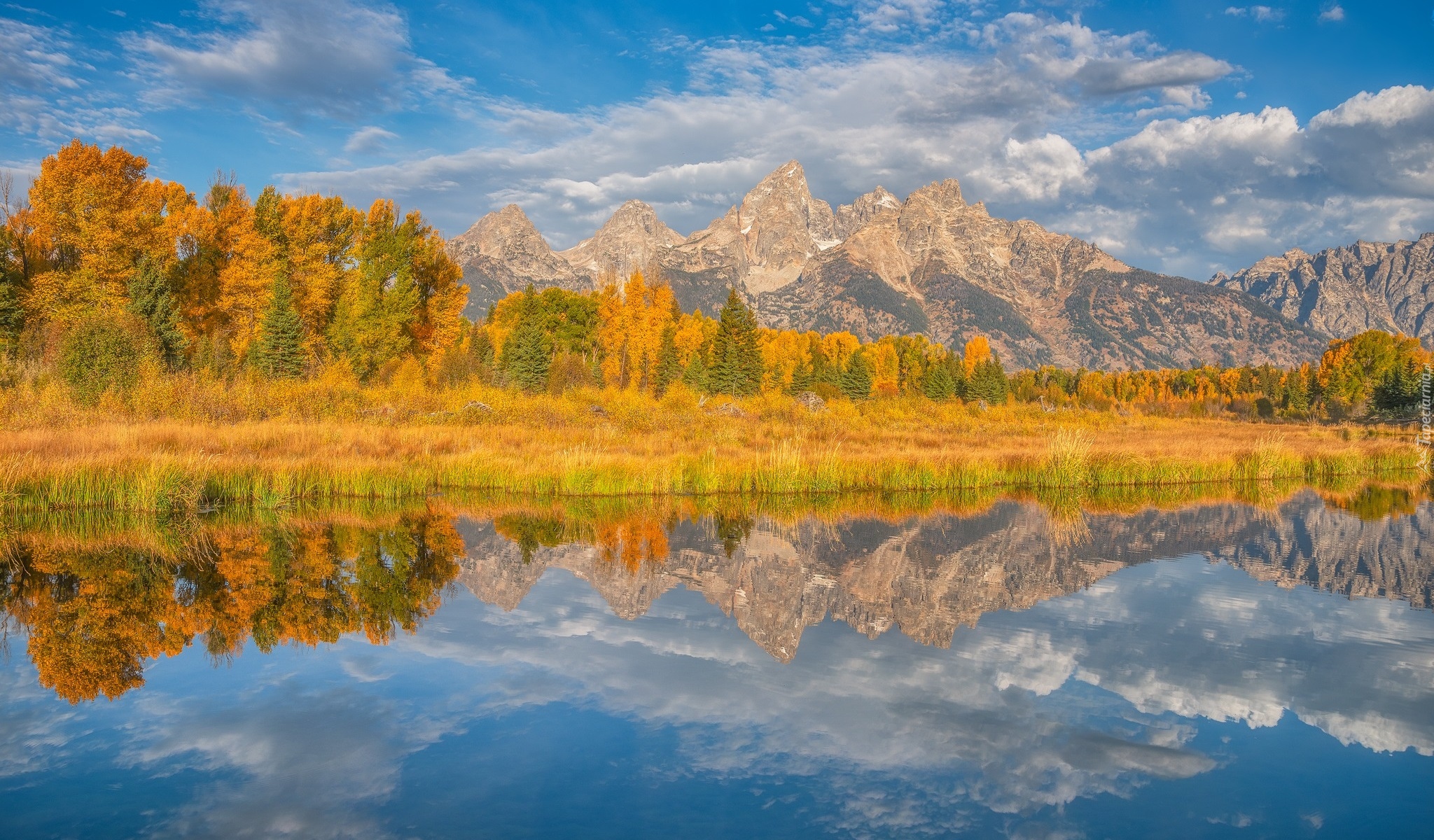 Park Narodowy Grand Teton, Rzeka, Snake River, Góry, Teton Range, Drzewa, Jesień, Chmury, Stan Wyoming, Stany Zjednoczone