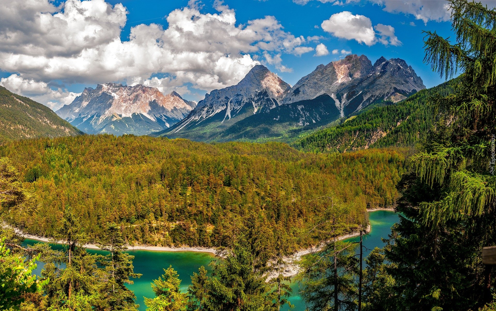 Góry, Alpy, Jezioro Blindsee, Lasy, Drzewa, Chmury, Tyrol, Austria